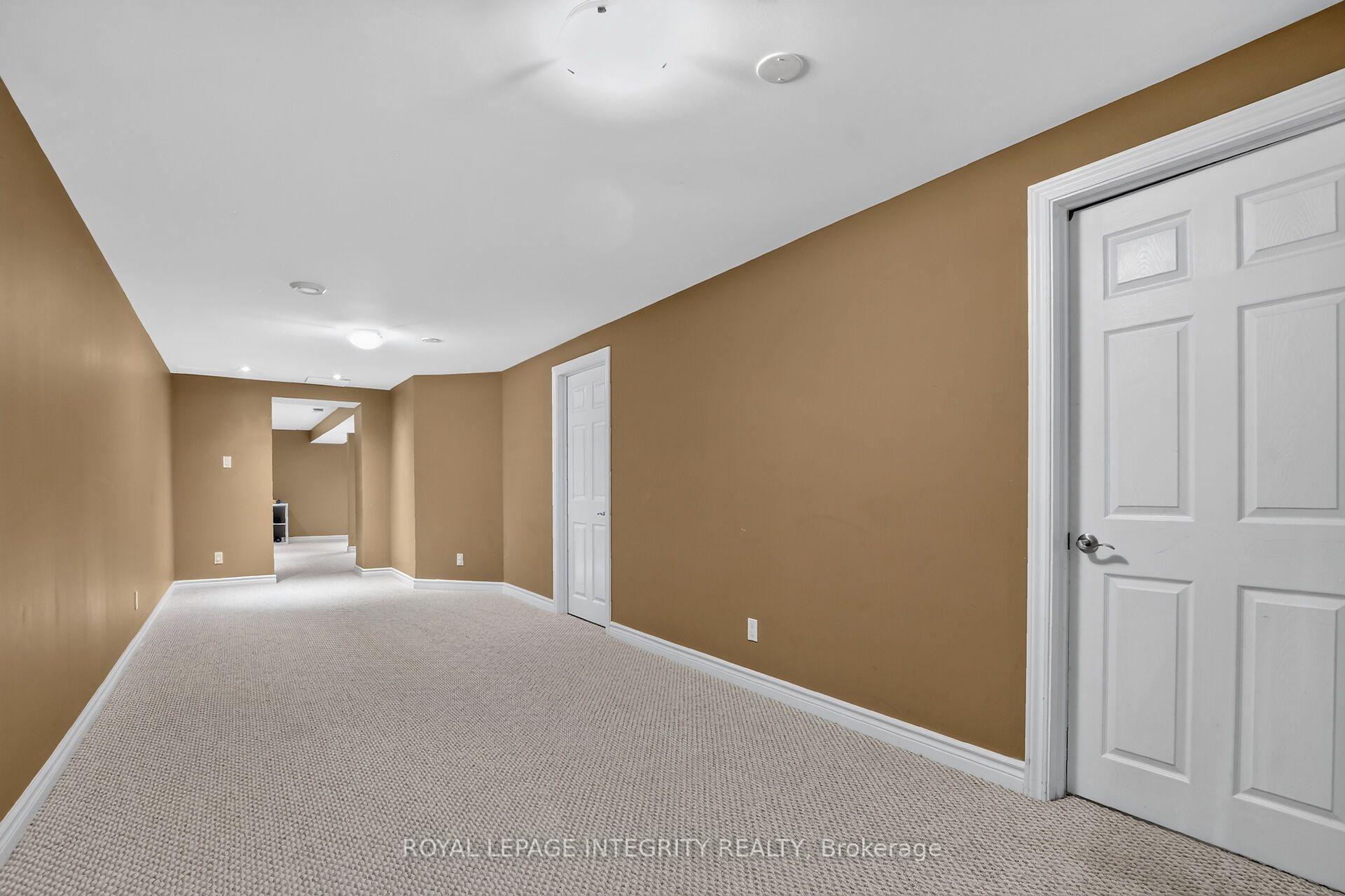 Photo 36 of 978 Meteor Avenue, Ottawa, Navan — HOMEH