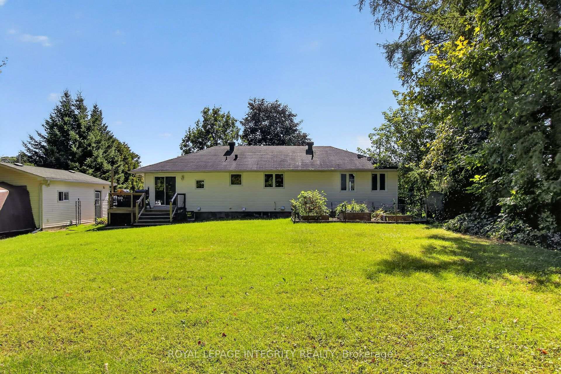 Photo 46 of 978 Meteor Avenue, Ottawa, Navan — HOMEH