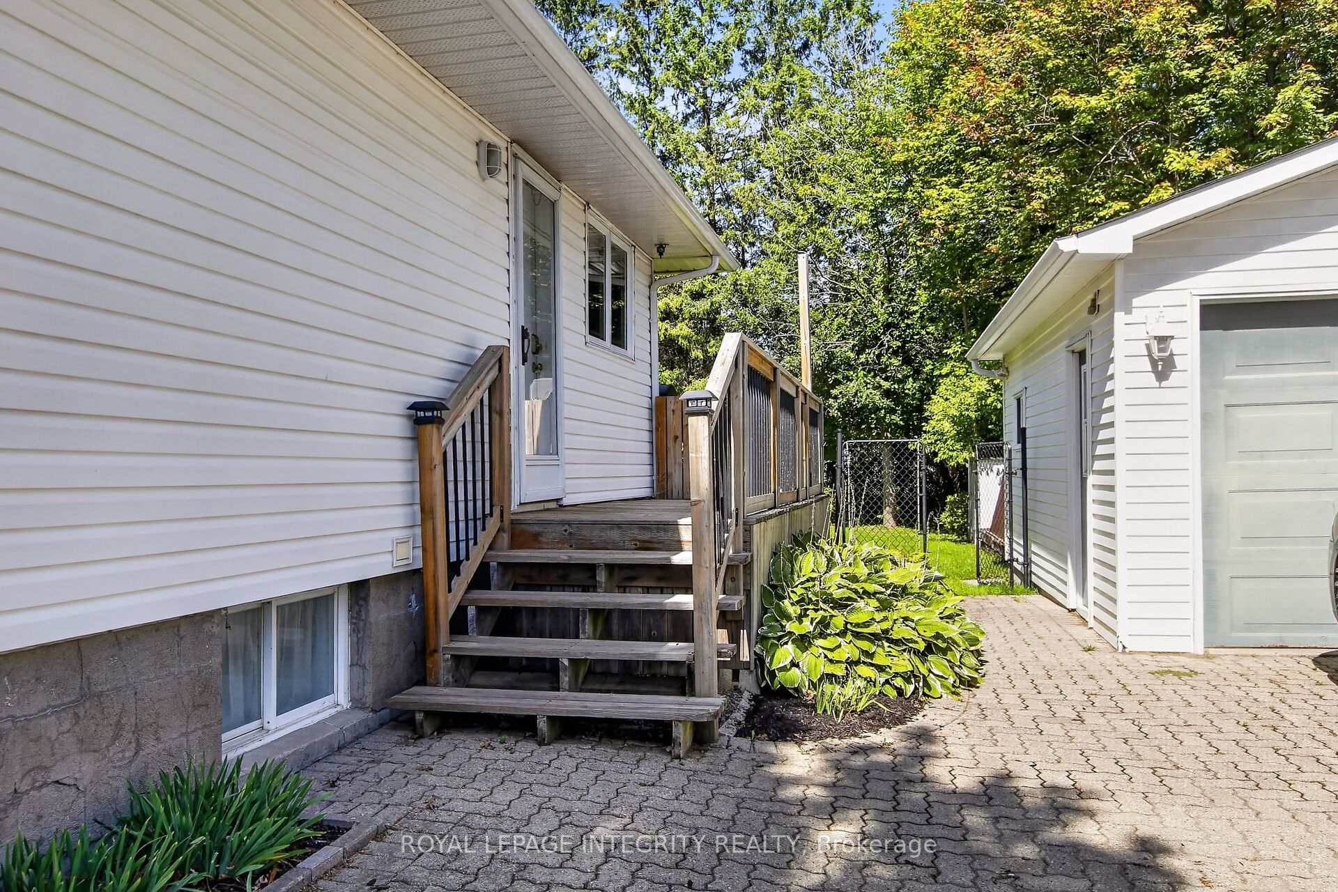 Photo 49 of 978 Meteor Avenue, Ottawa, Navan — HOMEH