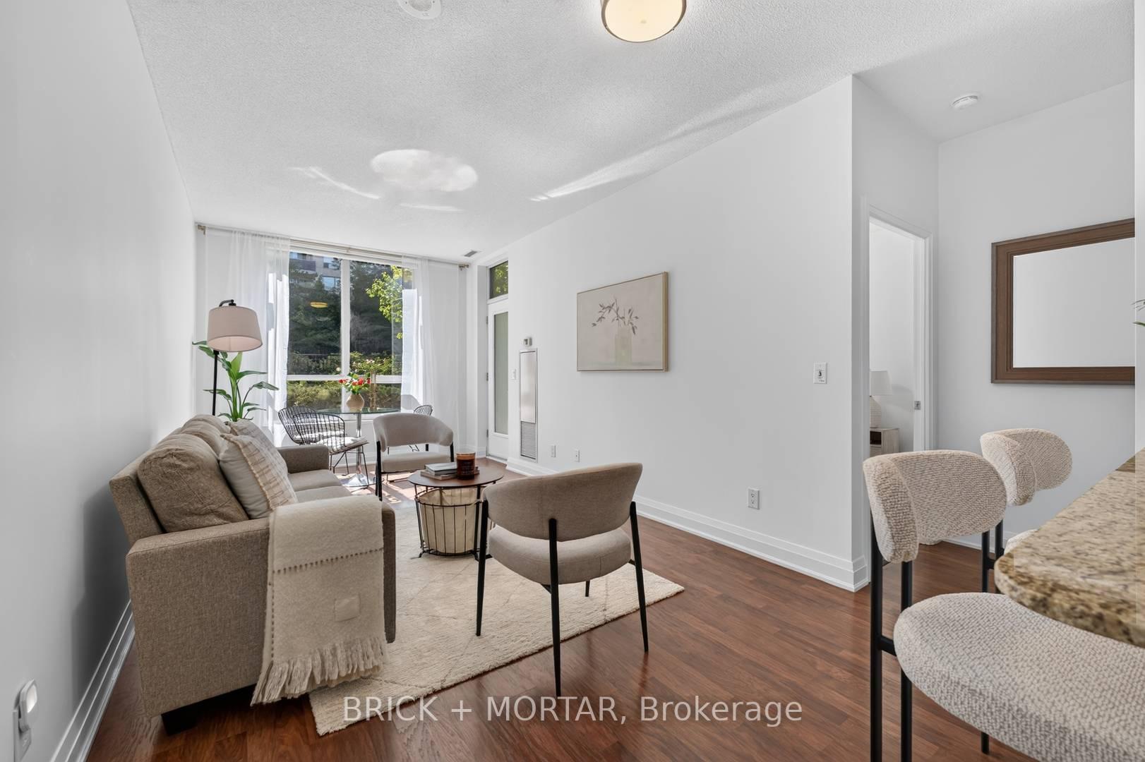 Photo 1 of Unit 110, 20 North Park Road, Vaughan, Beverley Glen — HOMEH