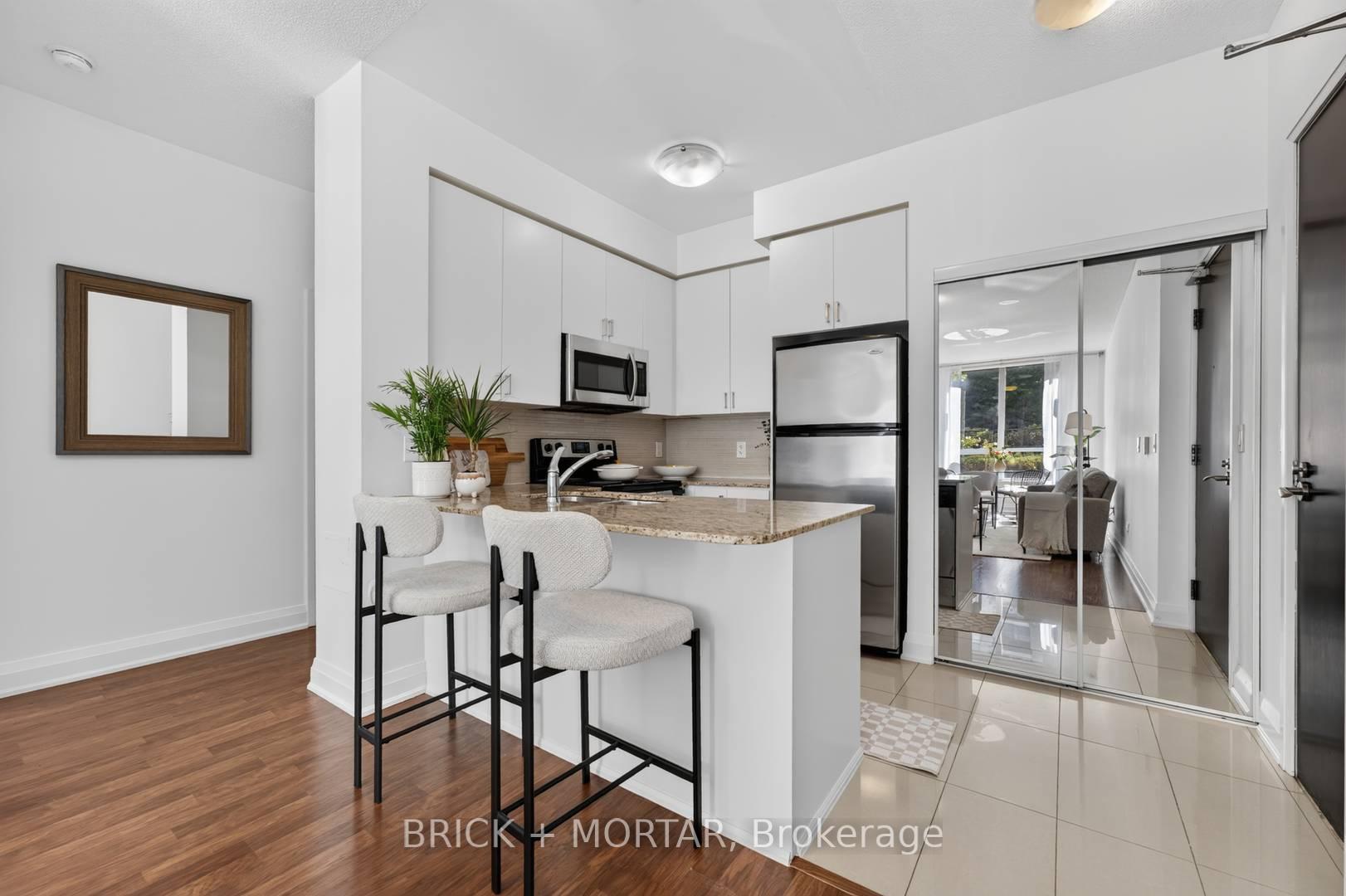 Photo 12 of Unit 110, 20 North Park Road, Vaughan, Beverley Glen — HOMEH