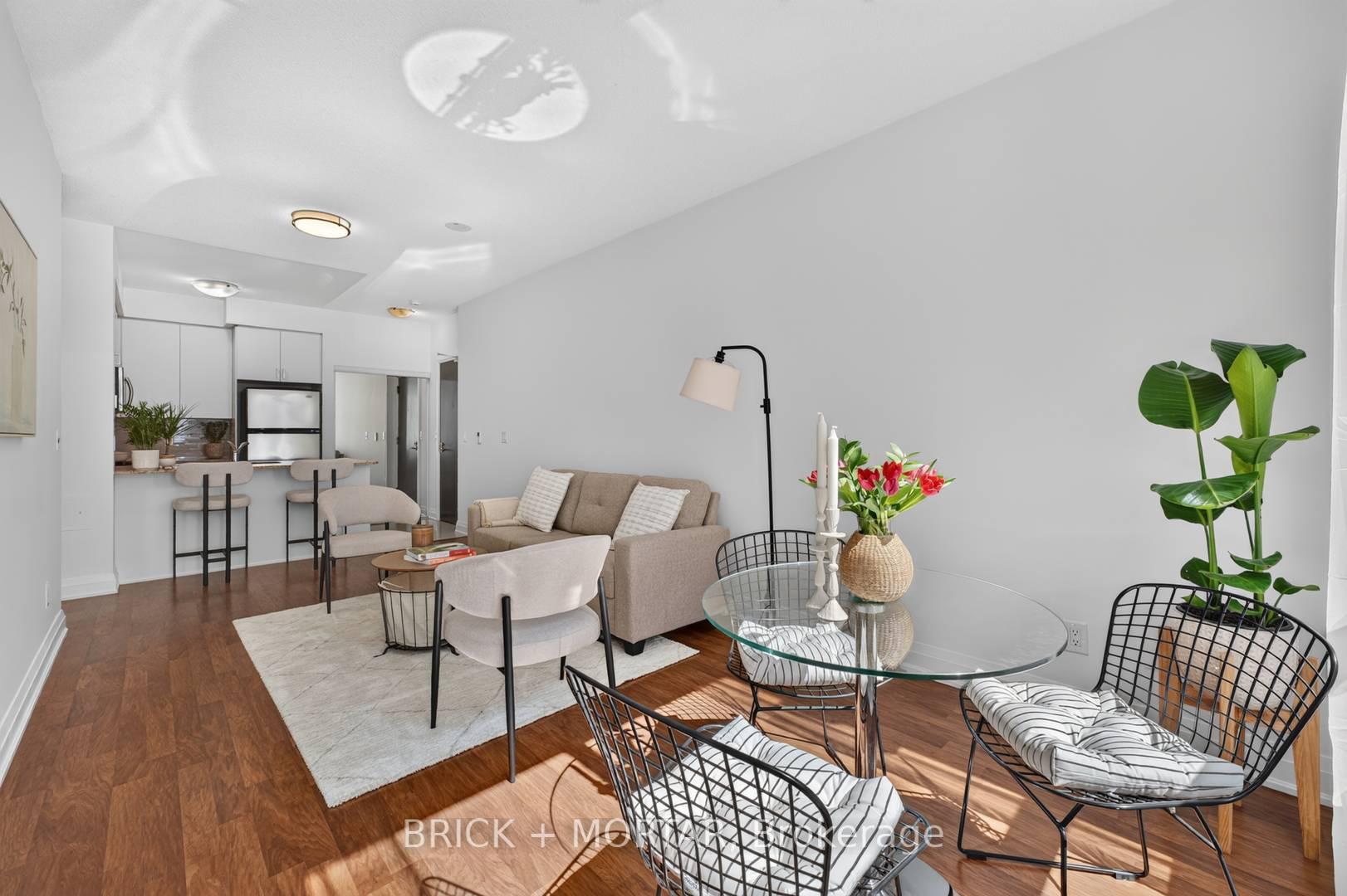 Photo 17 of Unit 110, 20 North Park Road, Vaughan, Beverley Glen — HOMEH