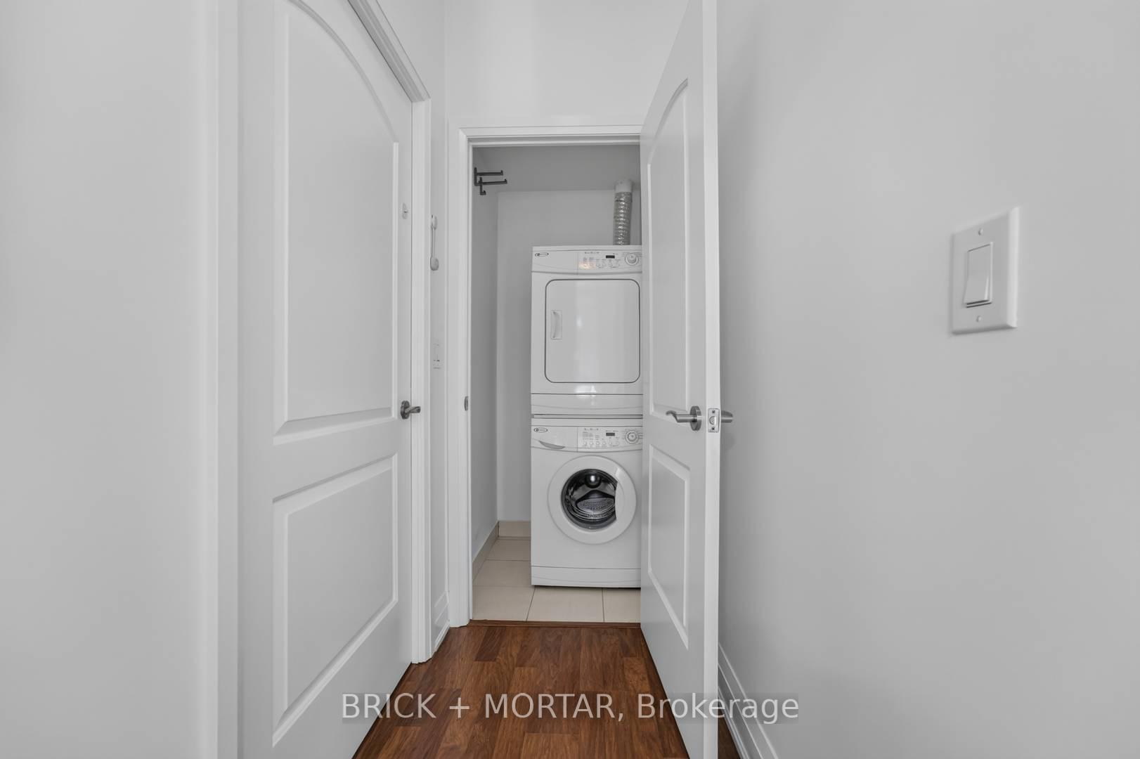Photo 22 of Unit 110, 20 North Park Road, Vaughan, Beverley Glen — HOMEH