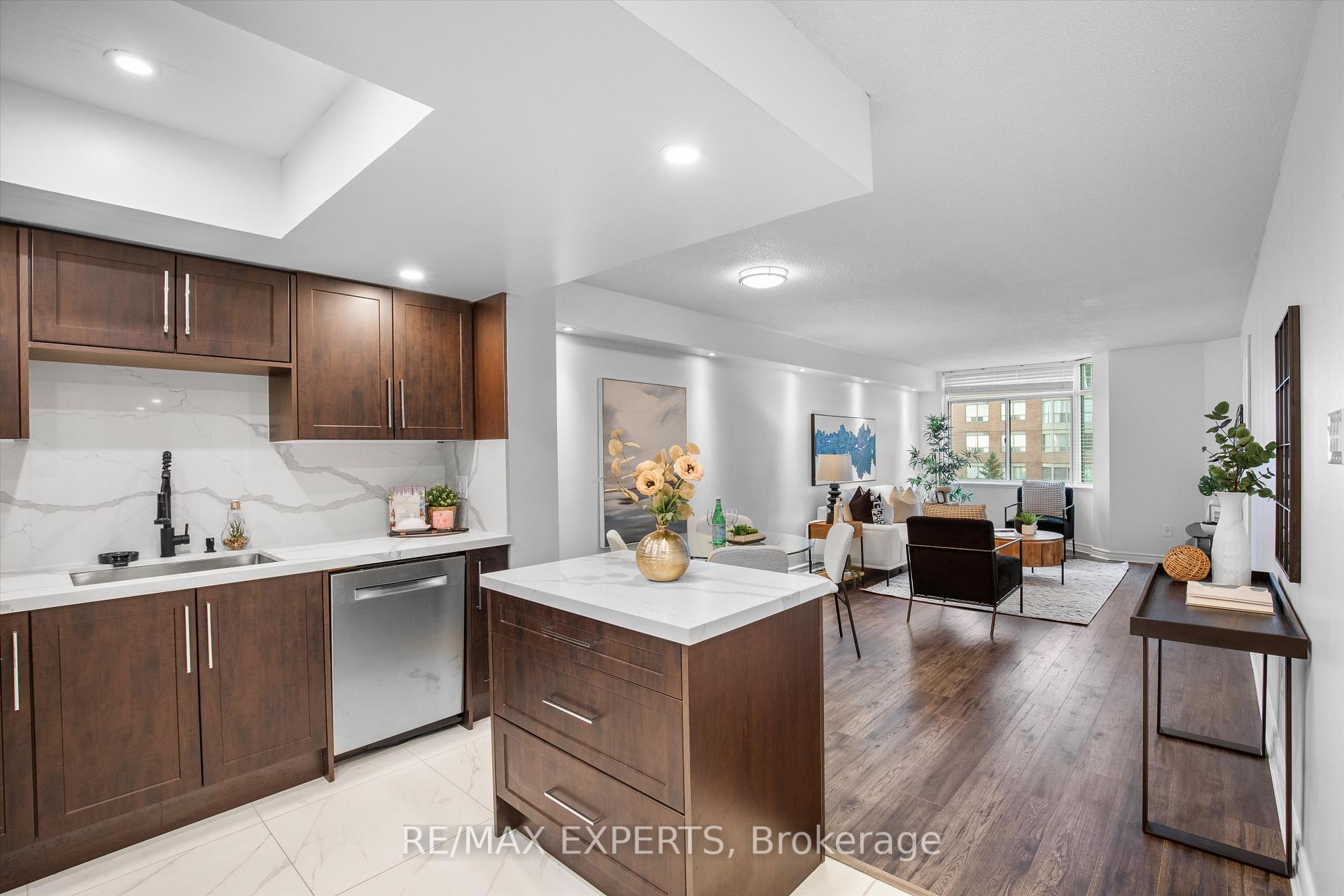 Photo 7 of Unit 610, 300 Webb Drive, Mississauga, City Centre — HOMEH