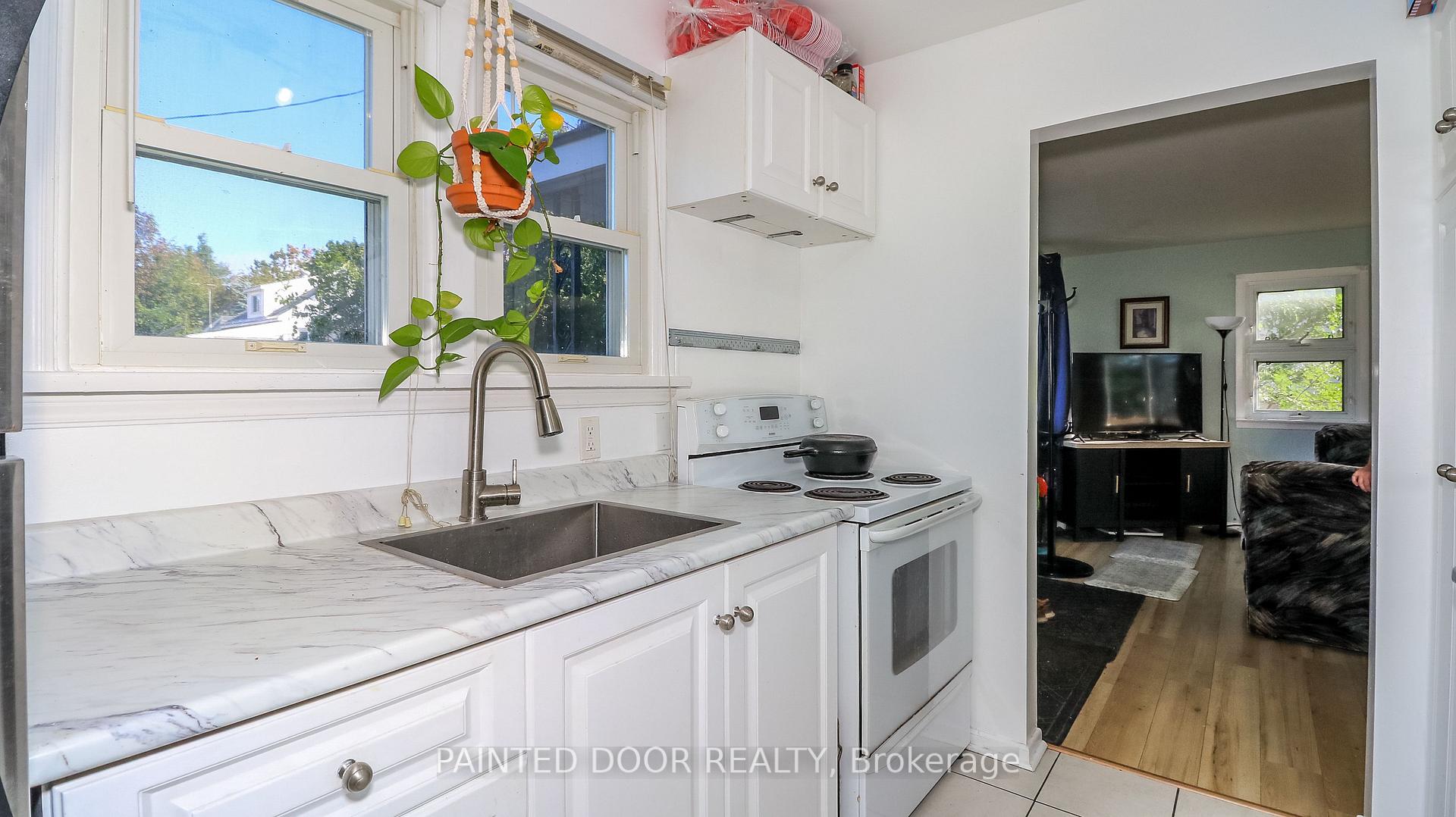 Photo 6 of 331 Linwood Avenue, Orillia — HOMEH