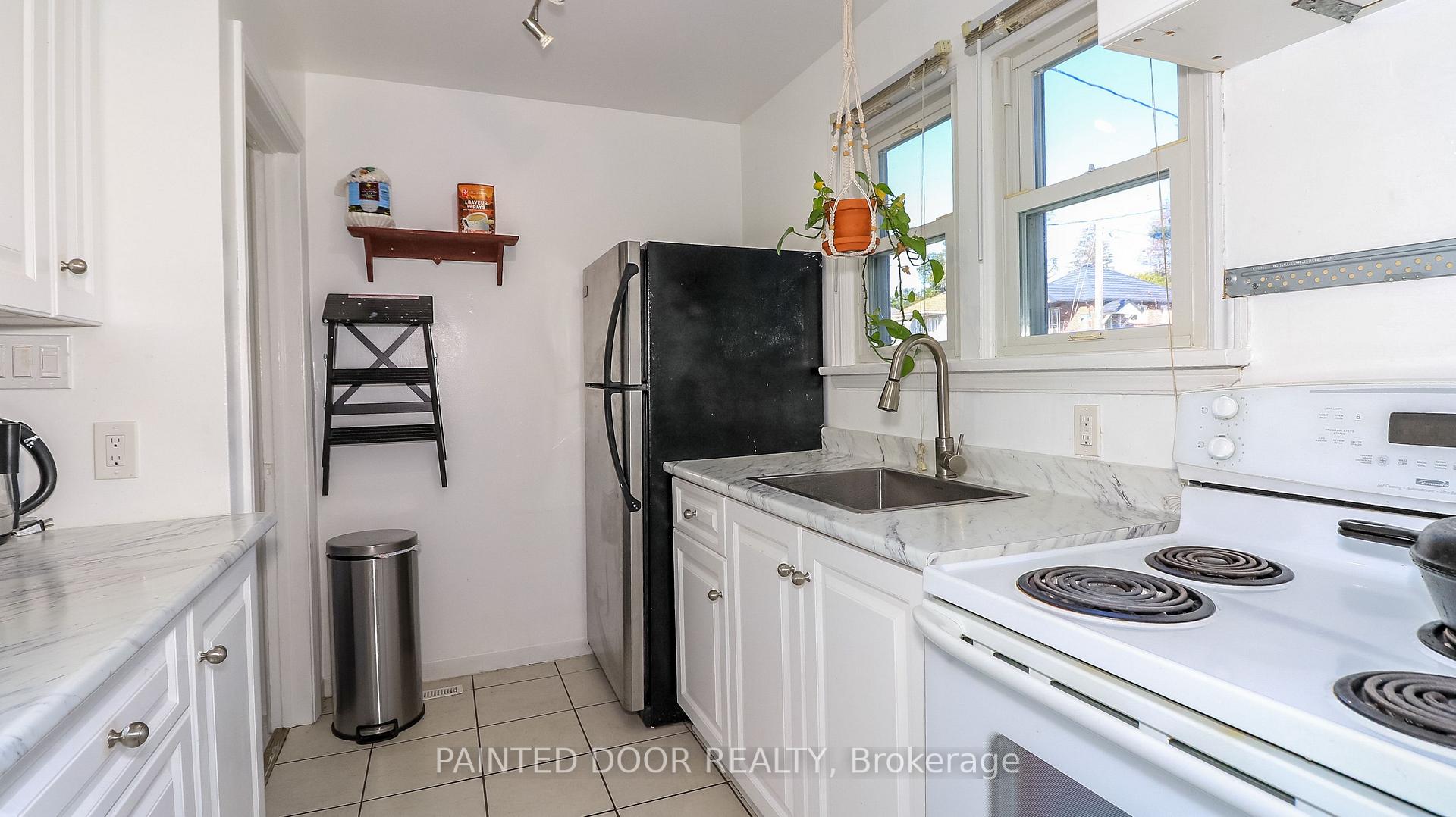 Photo 7 of 331 Linwood Avenue, Orillia — HOMEH