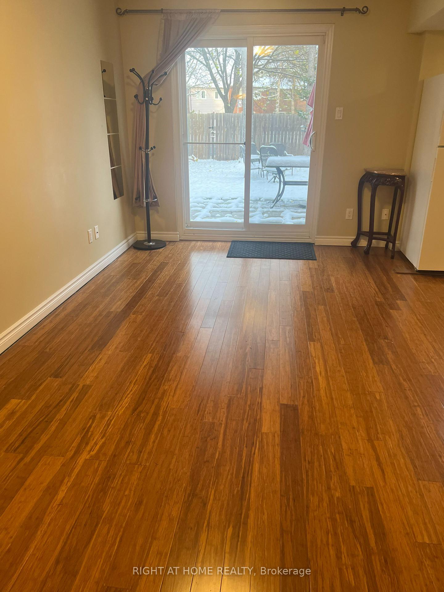 Photo of Unit basement, 11 Myrna Lane W