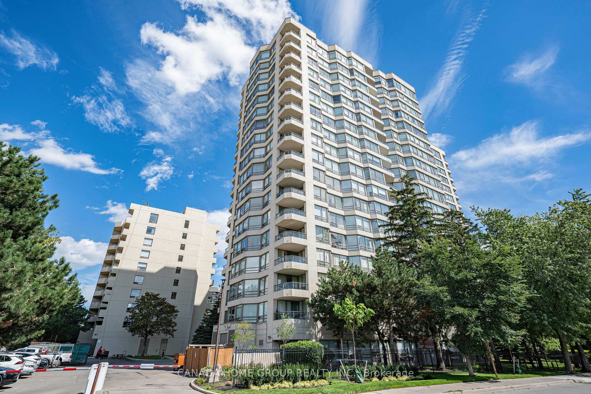 Photo 1 of Unit 1608, 75 King Street E, Mississauga, Cooksville — HOMEH