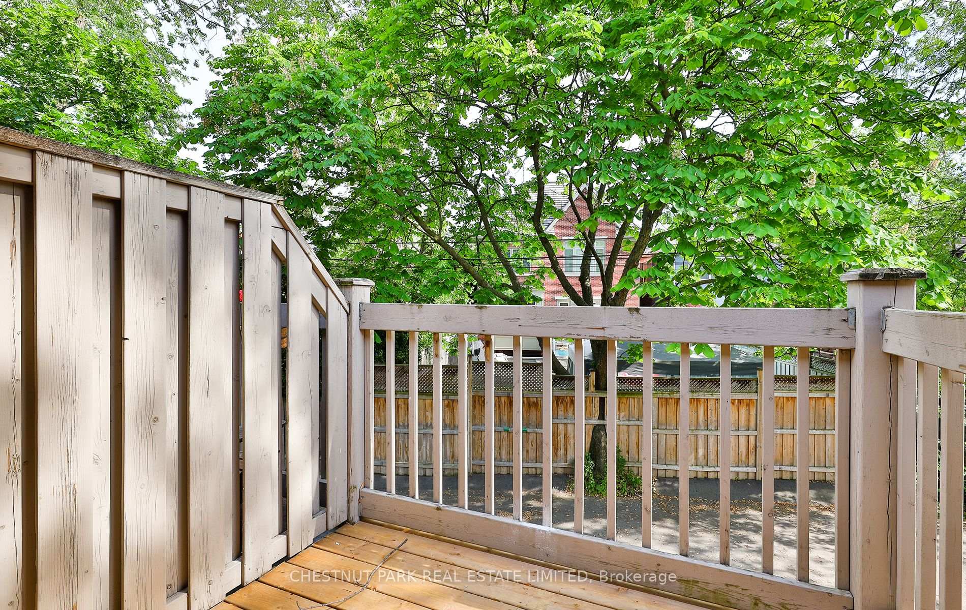 Photo 21 of Unit Upper, 11 Oriole Crescent, Toronto, Yonge-St. Clair — HOMEH