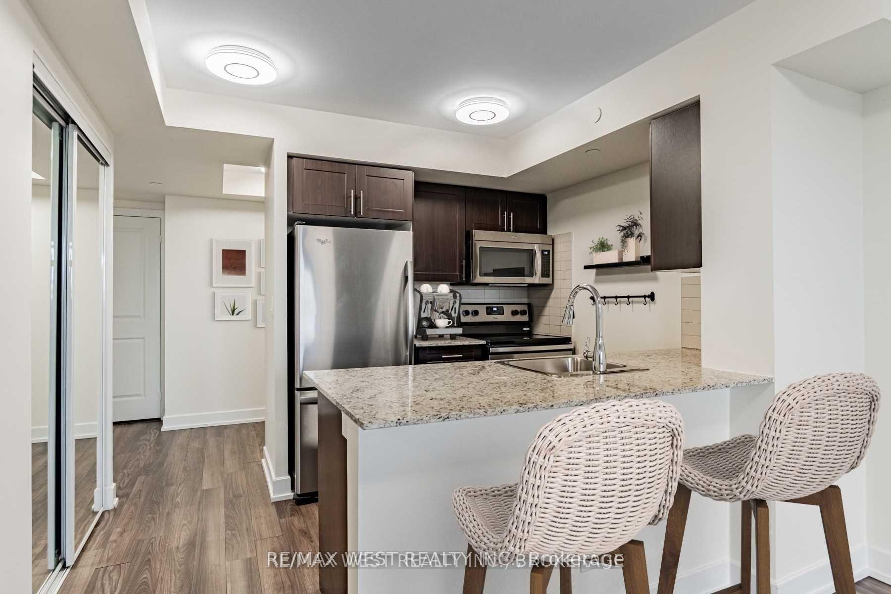 Photo 4 of Unit 1311, 6 Eva Road, Etobicoke, Etobicoke West Mall — HOMEH