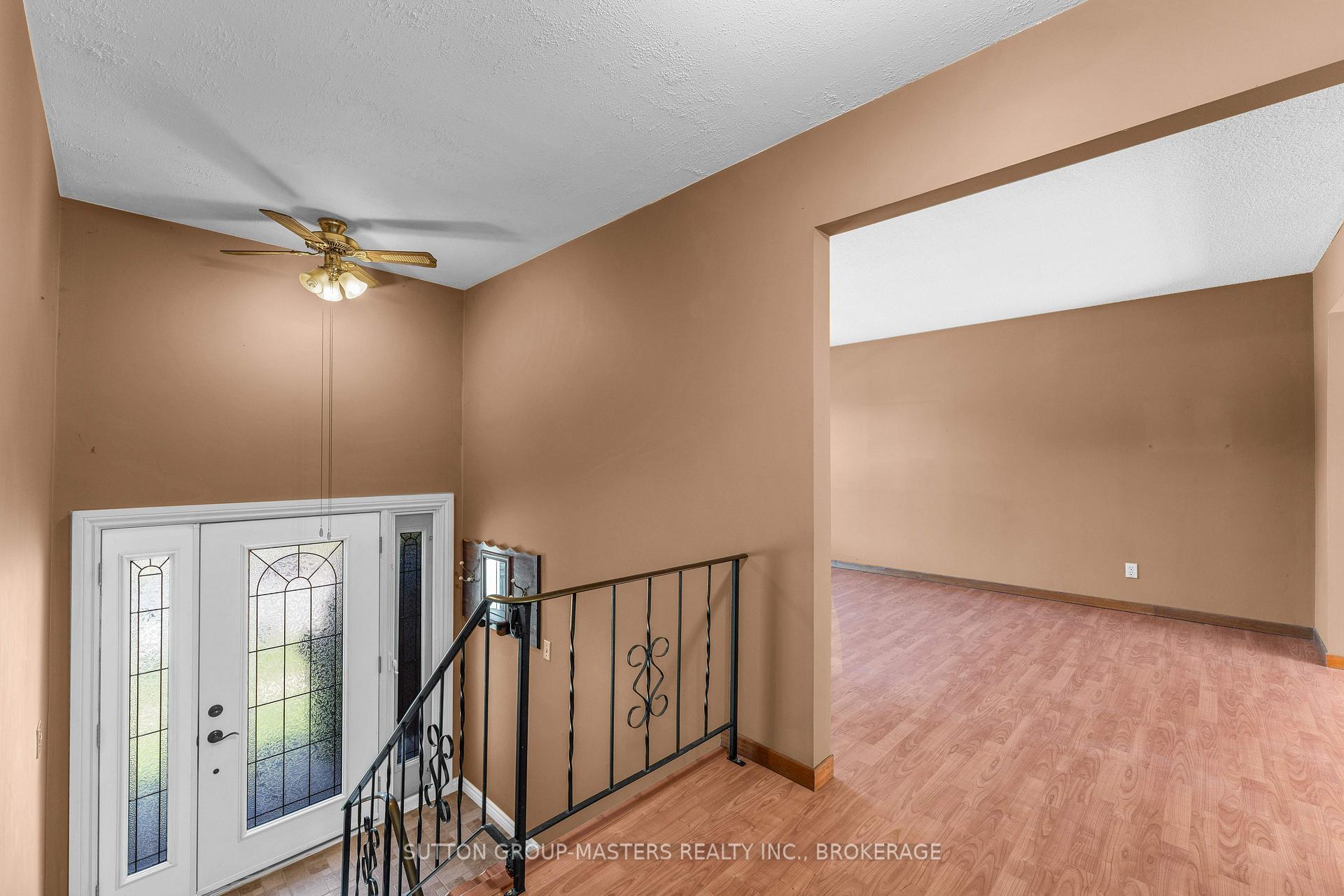 Photo 4 of 752 High Gate Park Drive, Kingston, South of Taylor-Kidd Blvd — HOMEH