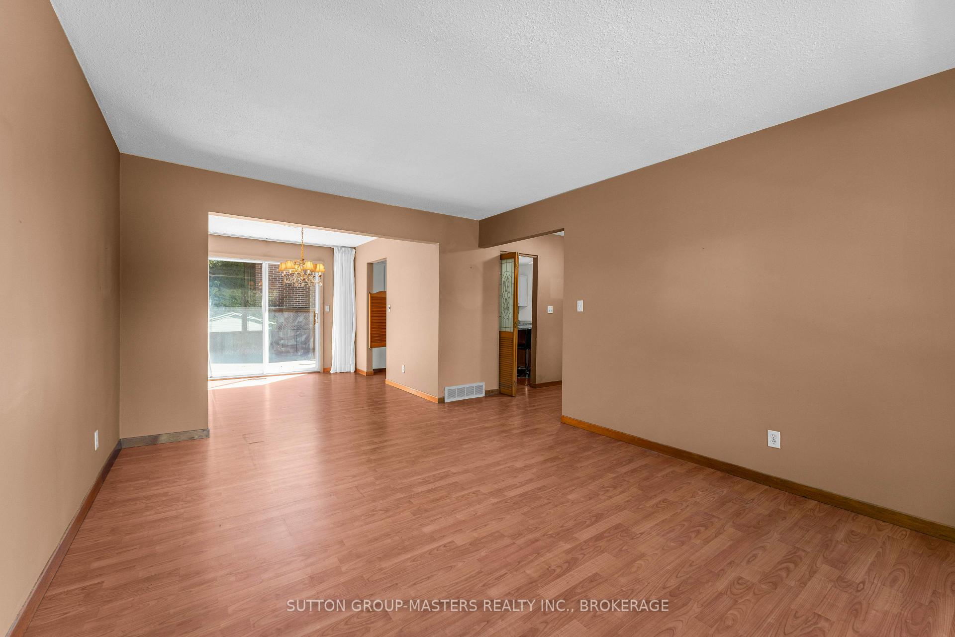 Photo 8 of 752 High Gate Park Drive, Kingston, South of Taylor-Kidd Blvd — HOMEH