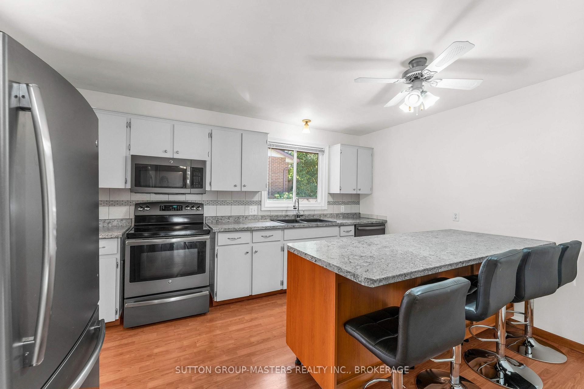 Photo 13 of 752 High Gate Park Drive, Kingston, South of Taylor-Kidd Blvd — HOMEH