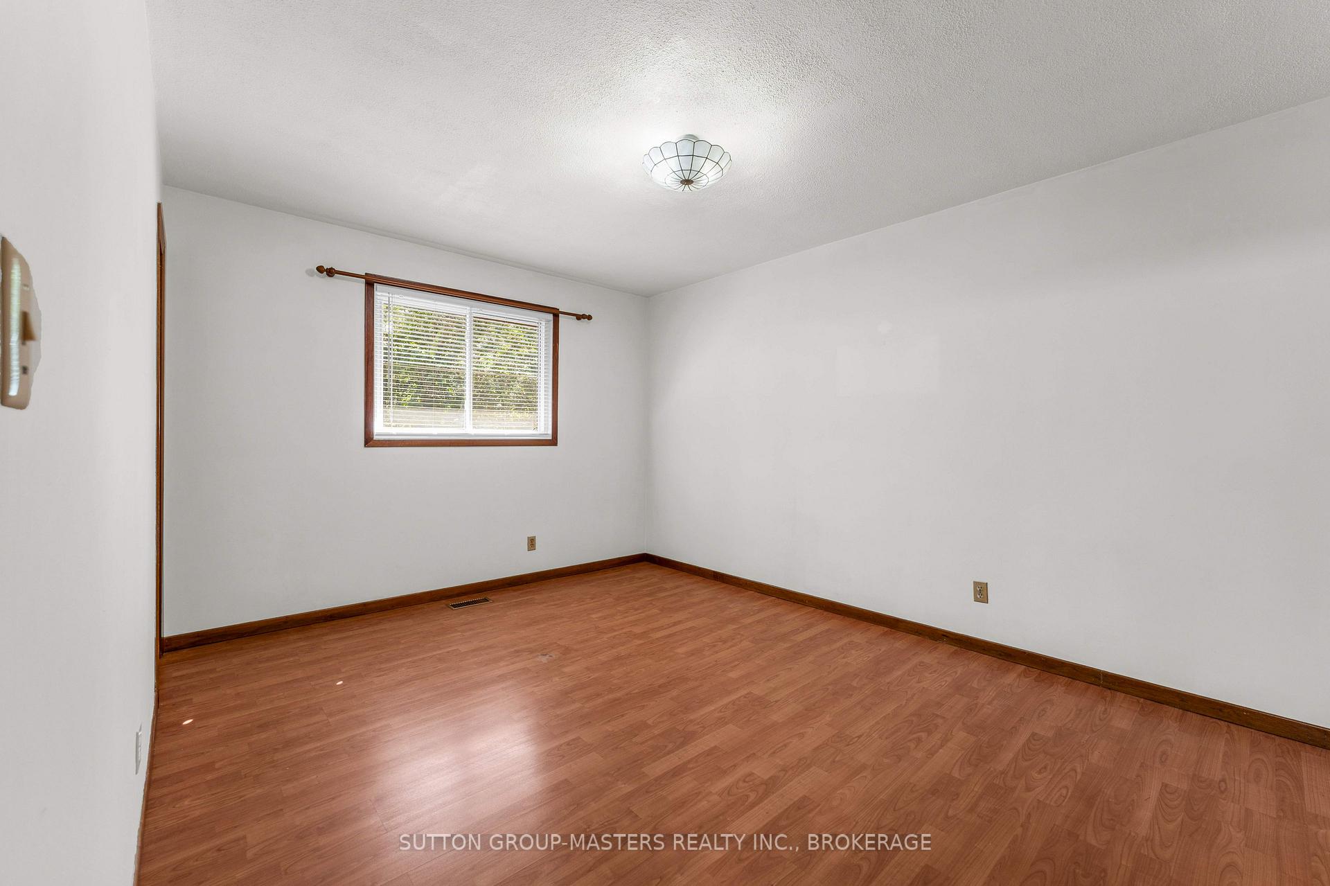 Photo 18 of 752 High Gate Park Drive, Kingston, South of Taylor-Kidd Blvd — HOMEH