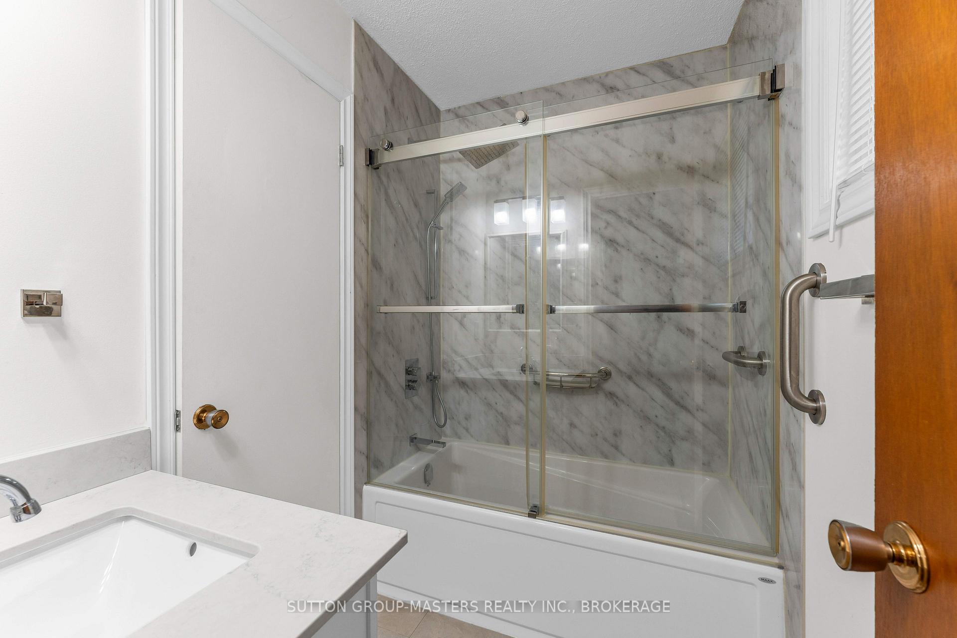 Photo 21 of 752 High Gate Park Drive, Kingston, South of Taylor-Kidd Blvd — HOMEH