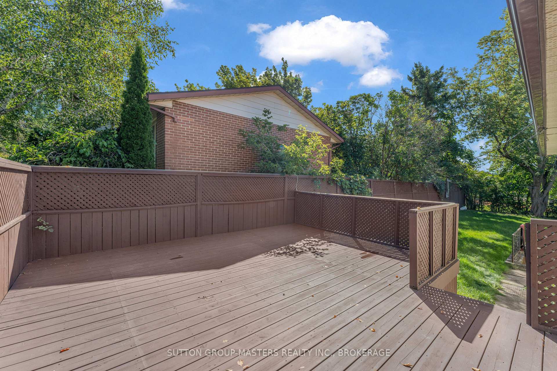 Photo 32 of 752 High Gate Park Drive, Kingston, South of Taylor-Kidd Blvd — HOMEH