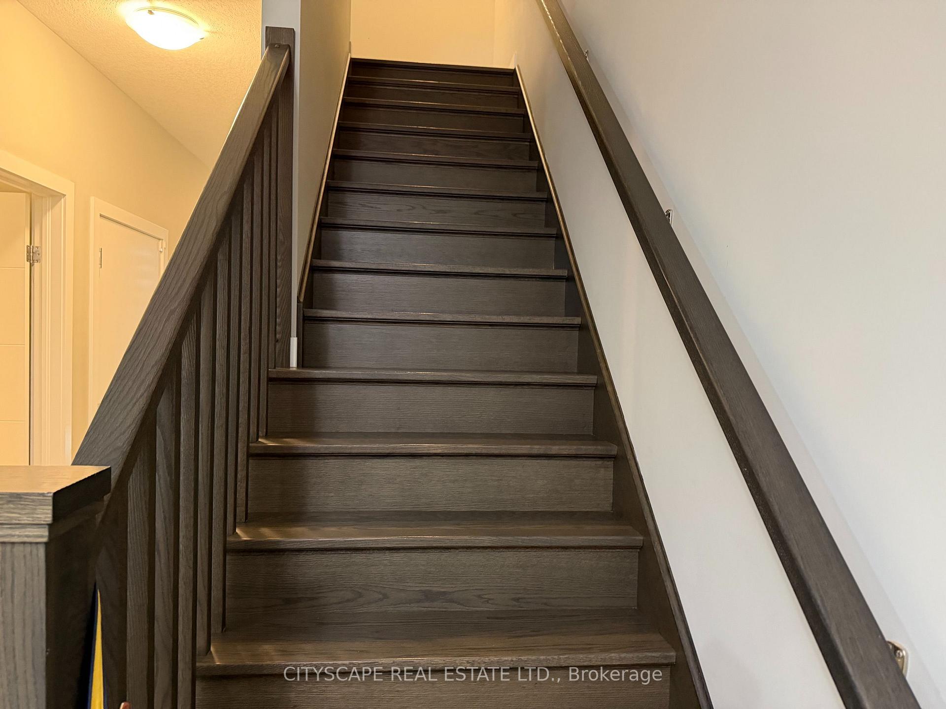 Photo 19 of 908 Robert Ferrie Drive, Kitchener, Doon South — HOMEH
