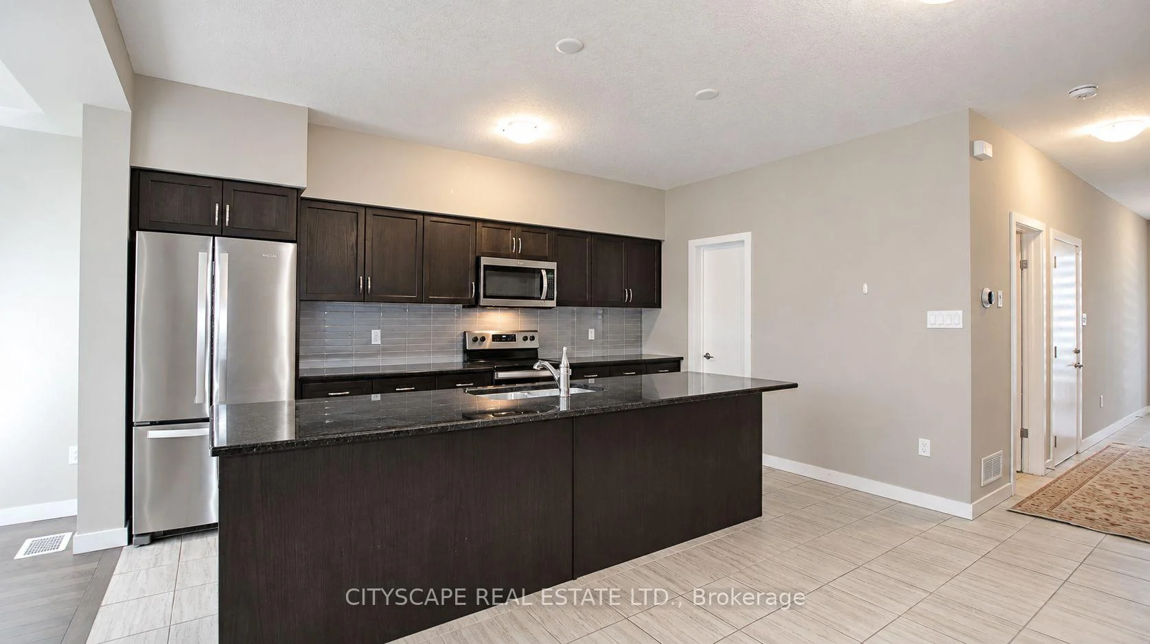 Photo 15 of 908 Robert Ferrie Drive, Kitchener, Doon South — HOMEH