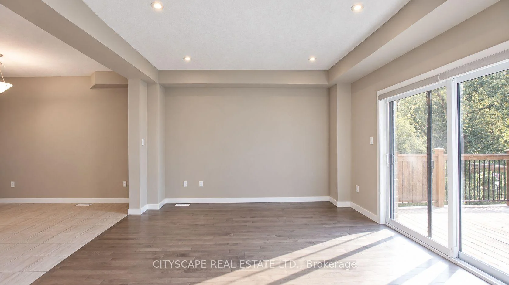 Photo 24 of 908 Robert Ferrie Drive, Kitchener, Doon South — HOMEH
