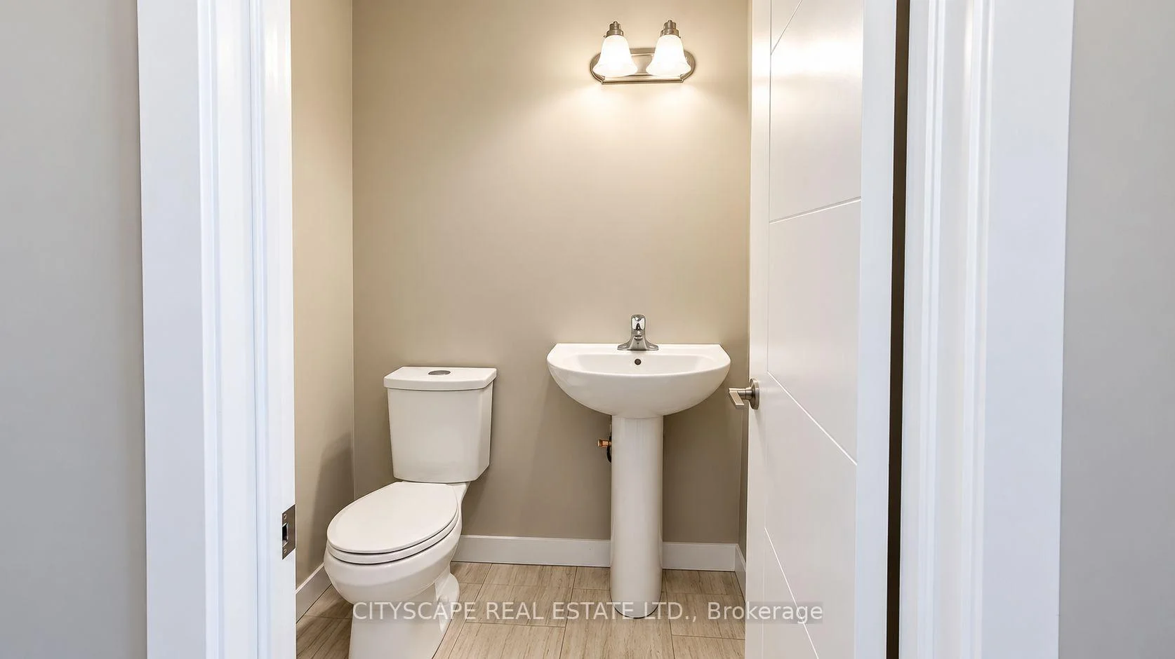 Photo 30 of 908 Robert Ferrie Drive, Kitchener, Doon South — HOMEH