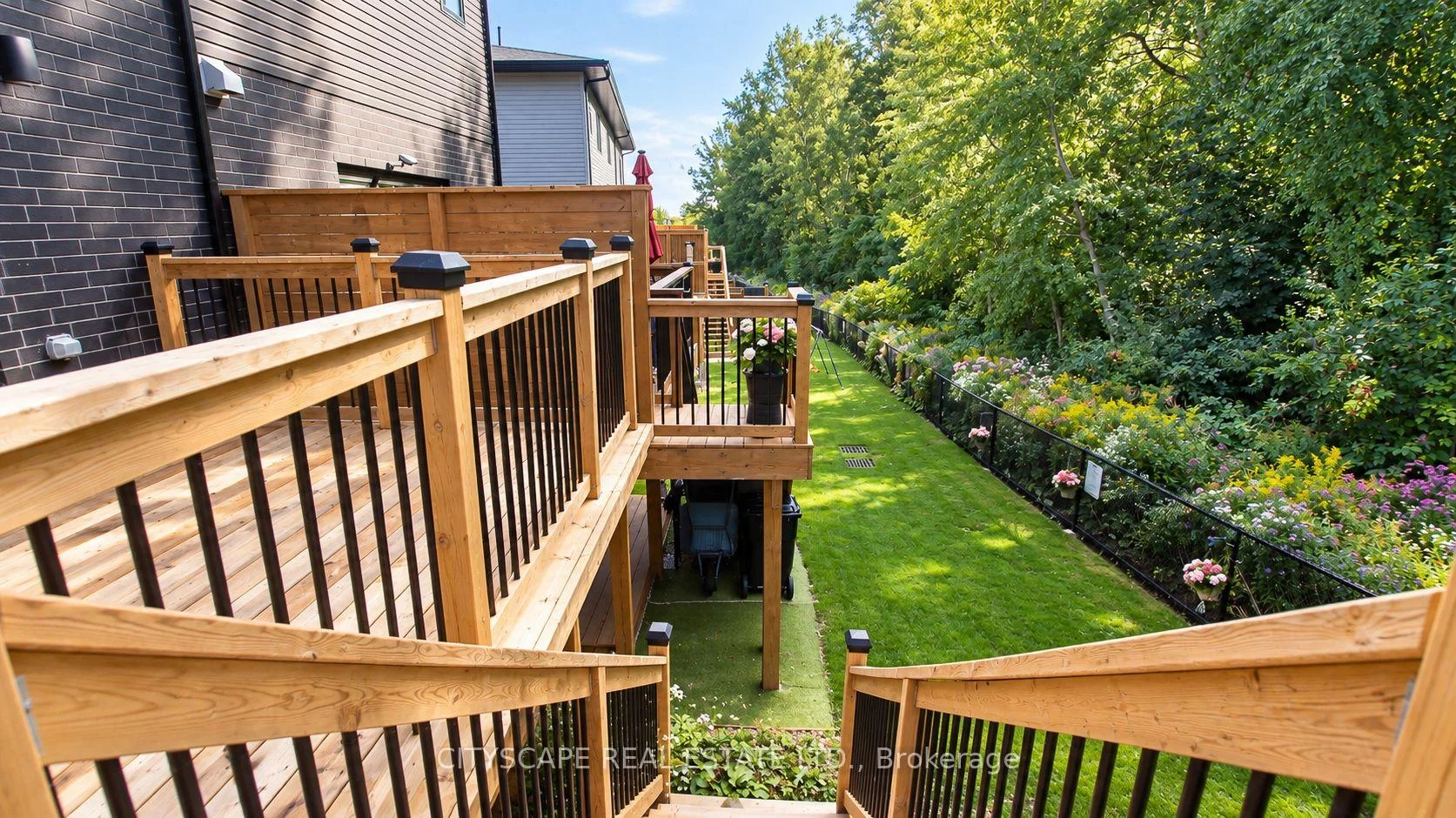 Photo 39 of 908 Robert Ferrie Drive, Kitchener, Doon South — HOMEH
