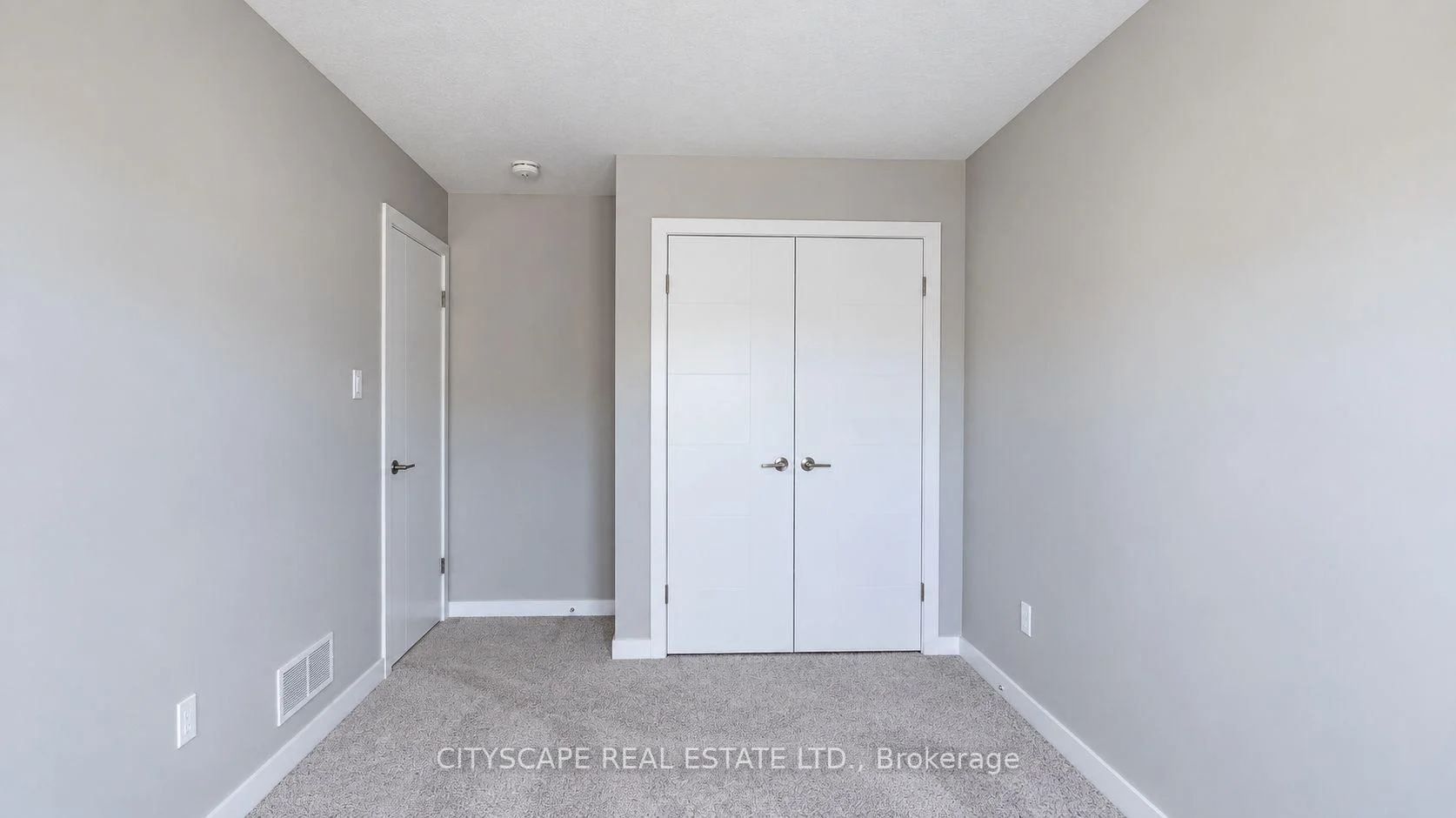Photo 60 of 908 Robert Ferrie Drive, Kitchener, Doon South — HOMEH