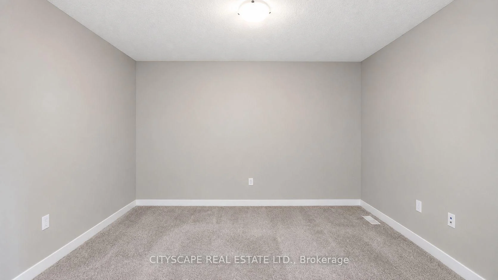 Photo 70 of 908 Robert Ferrie Drive, Kitchener, Doon South — HOMEH