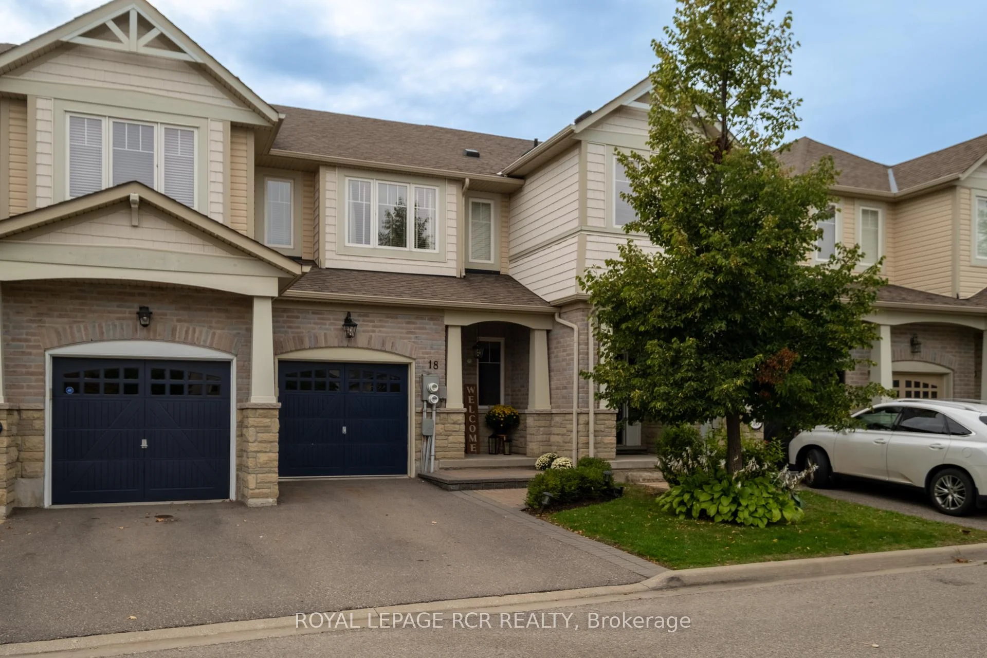 Photo 2 of 18 Cedarcrest Street, Caledon, Rural Caledon — HOMEH