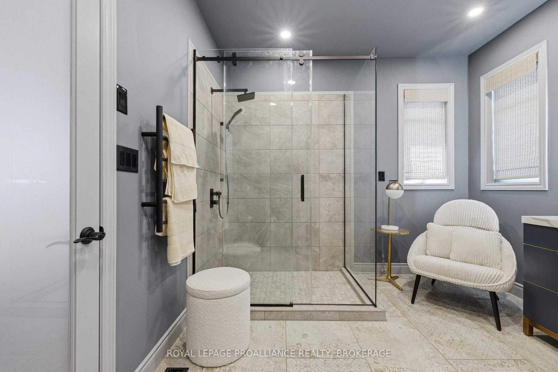 Photo 15 of 1243 Lisbon Place, Kingston, City Northwest — HOMEH