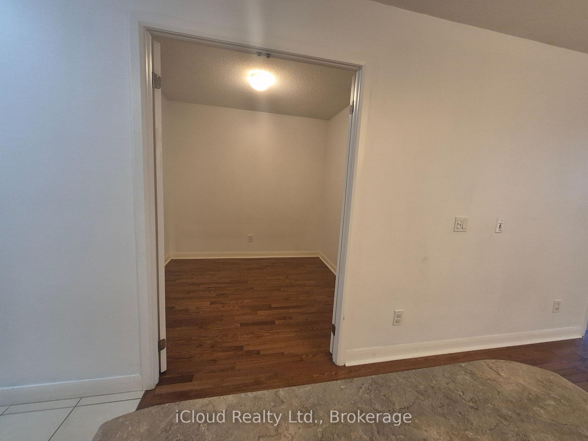 Photo 5 of Unit 302, 235 Sherway Gardens, Etobicoke, Islington-City Centre West — HOMEH