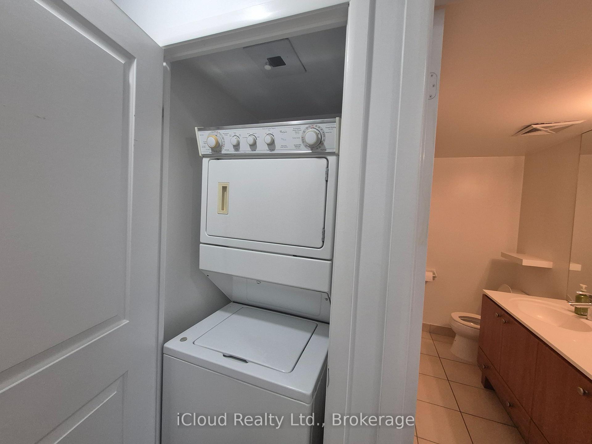 Photo 9 of Unit 302, 235 Sherway Gardens, Etobicoke, Islington-City Centre West — HOMEH