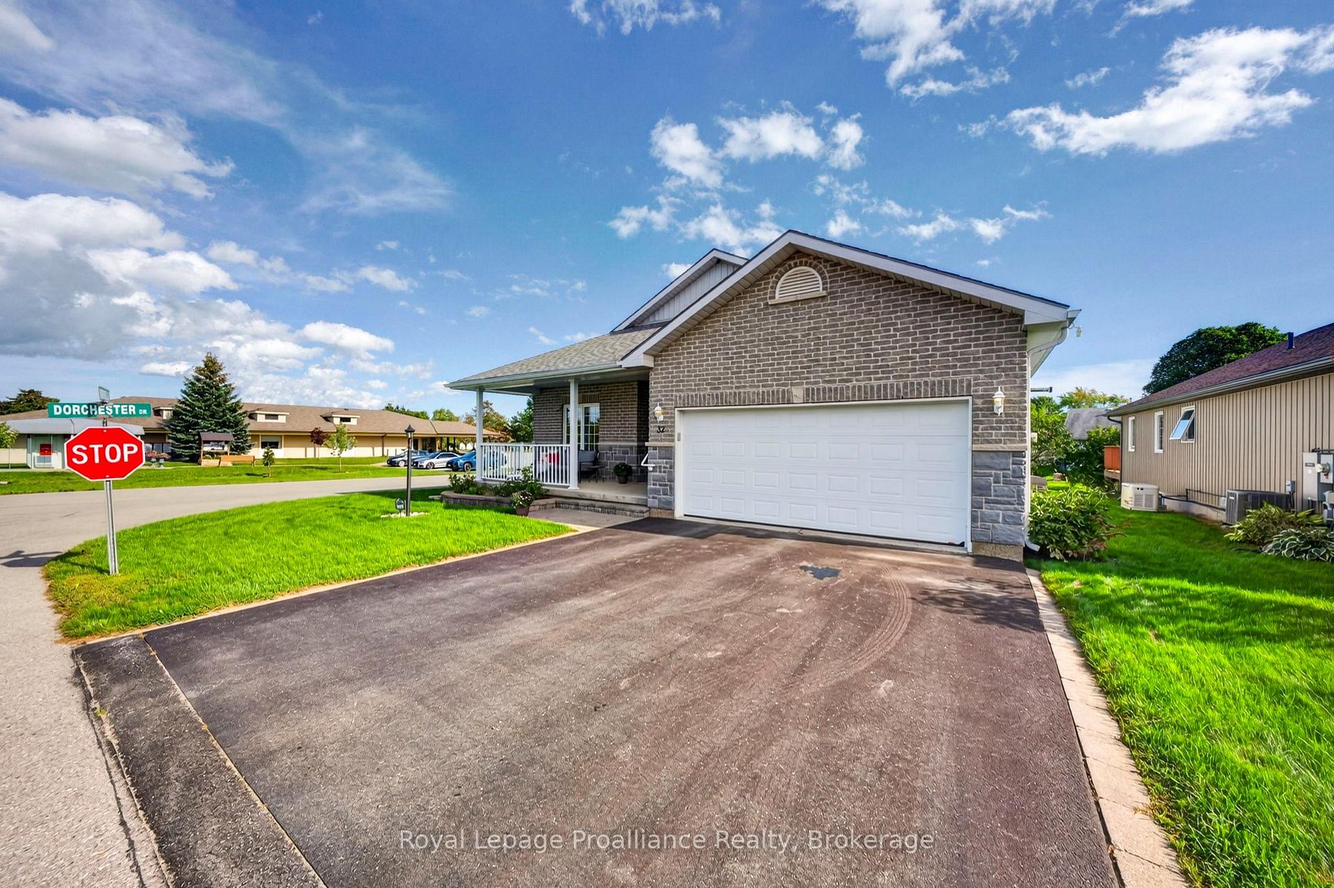 Photo 2 of 32 Merrill Drive, Prince Edward County, Wellington Ward — HOMEH