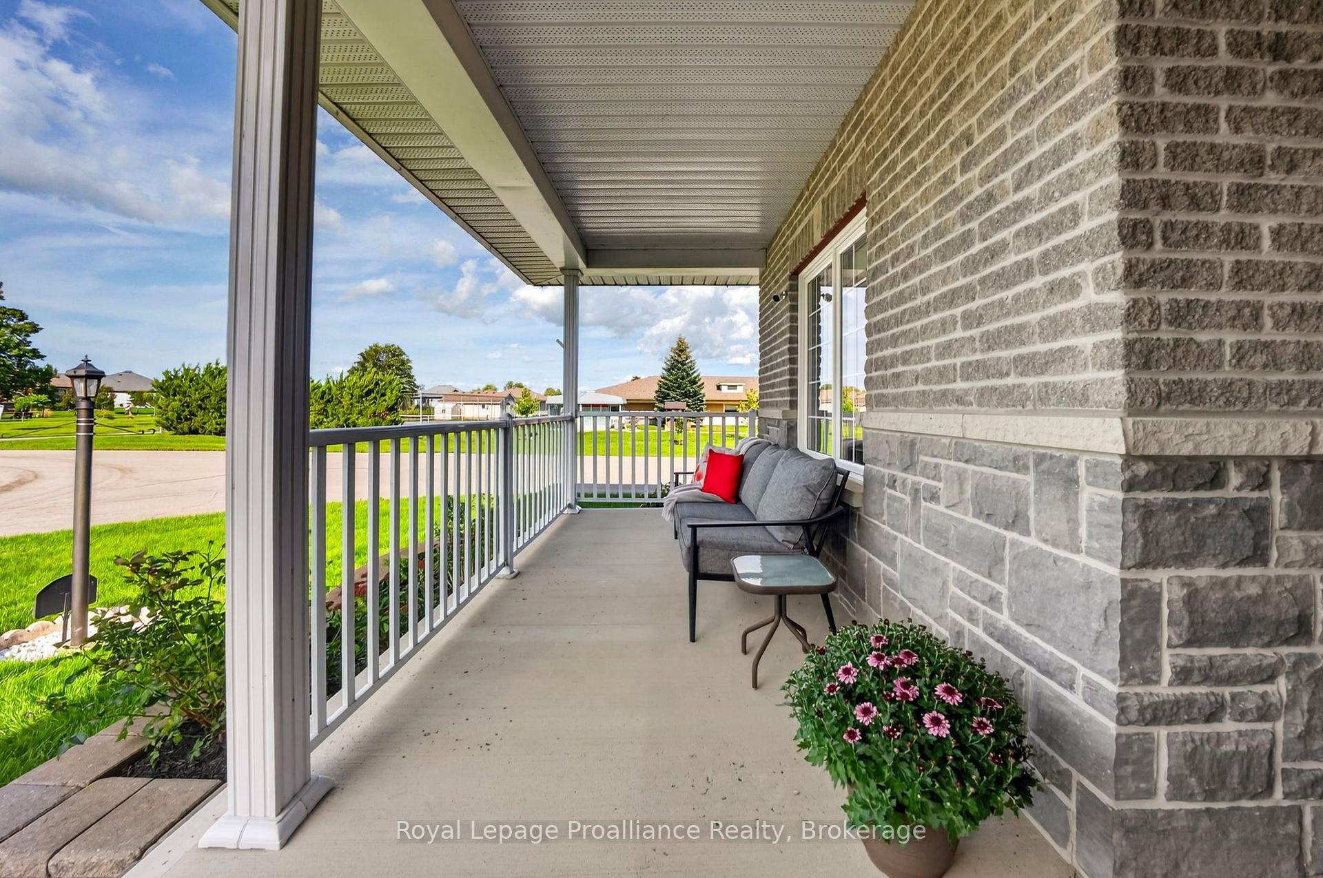 Photo 4 of 32 Merrill Drive, Prince Edward County, Wellington Ward — HOMEH