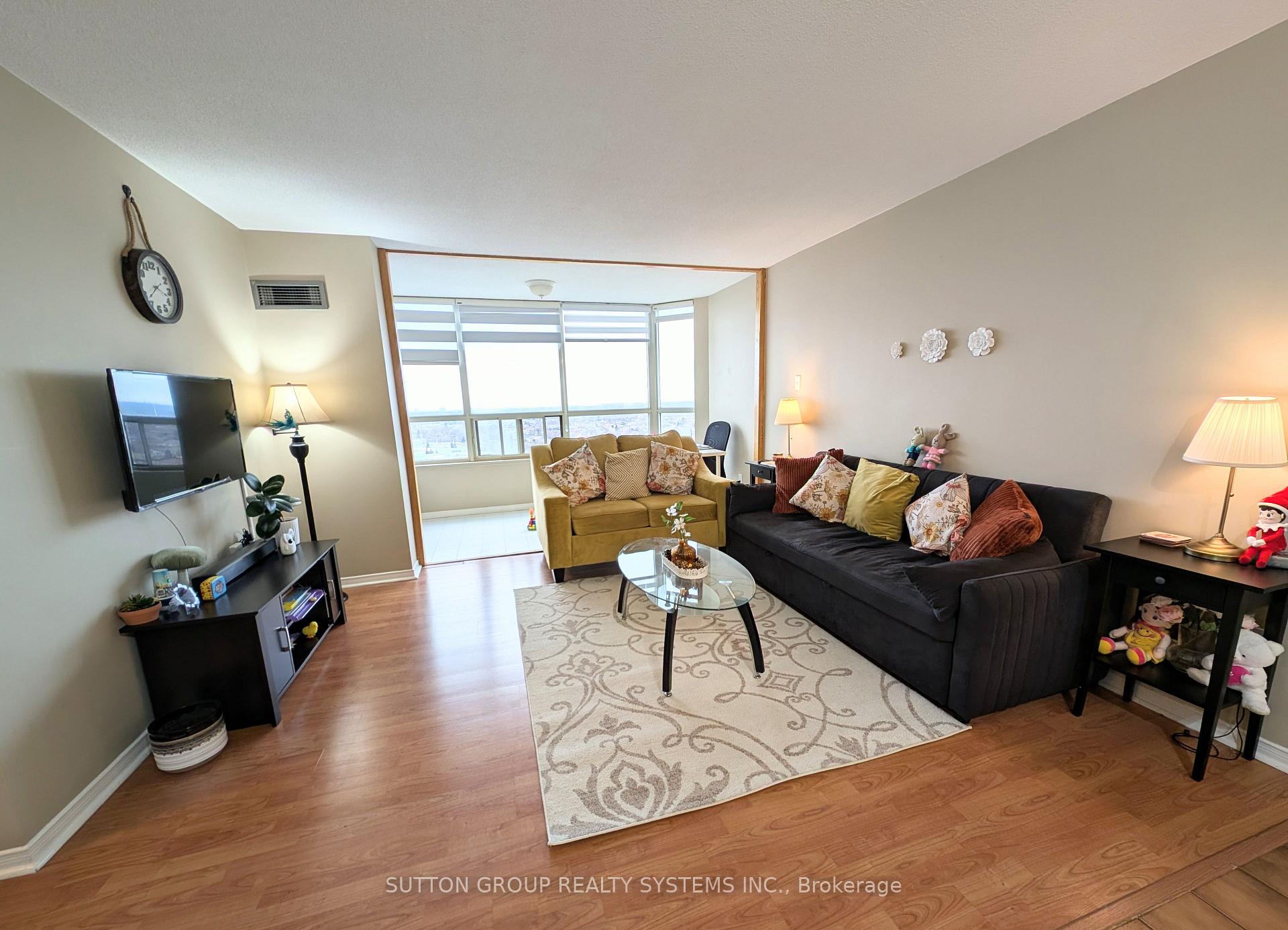 Photo 4 of Unit 2201, 400 Webb Drive, Mississauga, City Centre — HOMEH