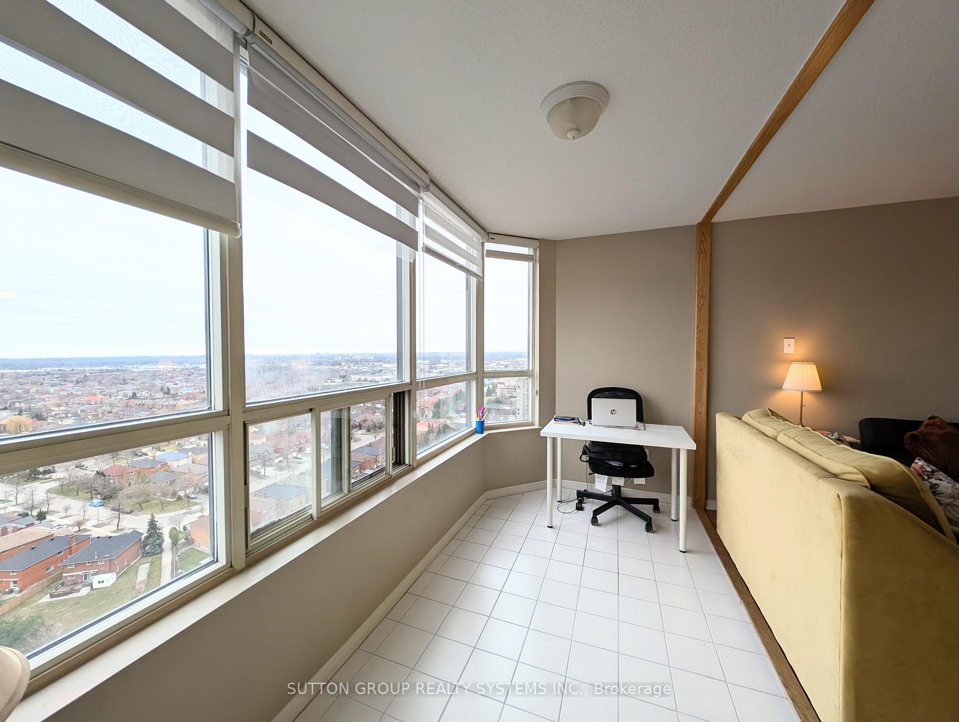 Photo 8 of Unit 2201, 400 Webb Drive, Mississauga, City Centre — HOMEH