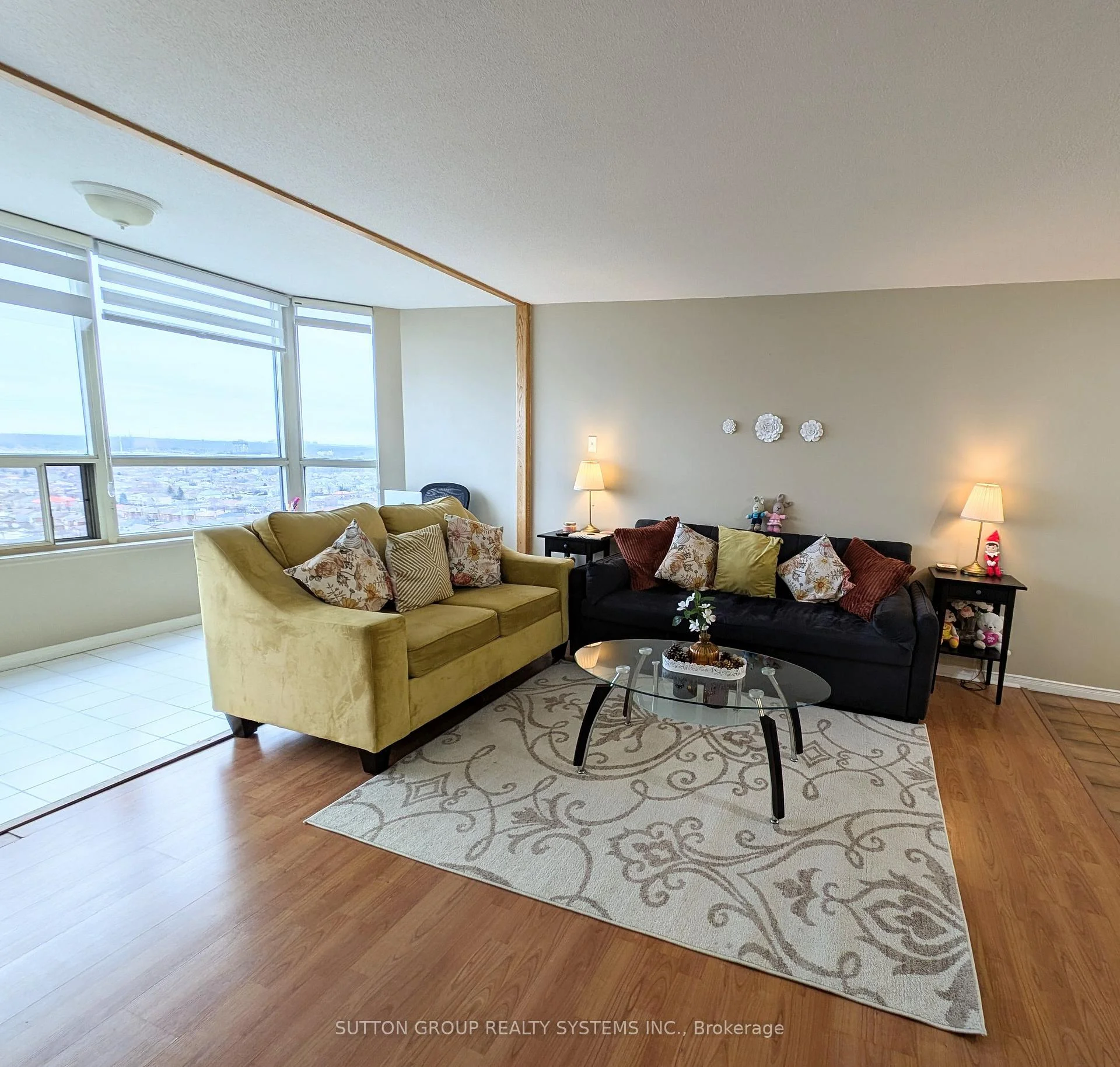 Photo 2 of Unit 2201, 400 Webb Drive, Mississauga, City Centre — HOMEH