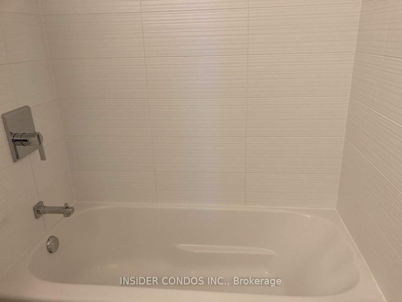 Photo 9 of Unit 2210, 3600 Highway 7, Vaughan, Vaughan Corporate Centre — HOMEH