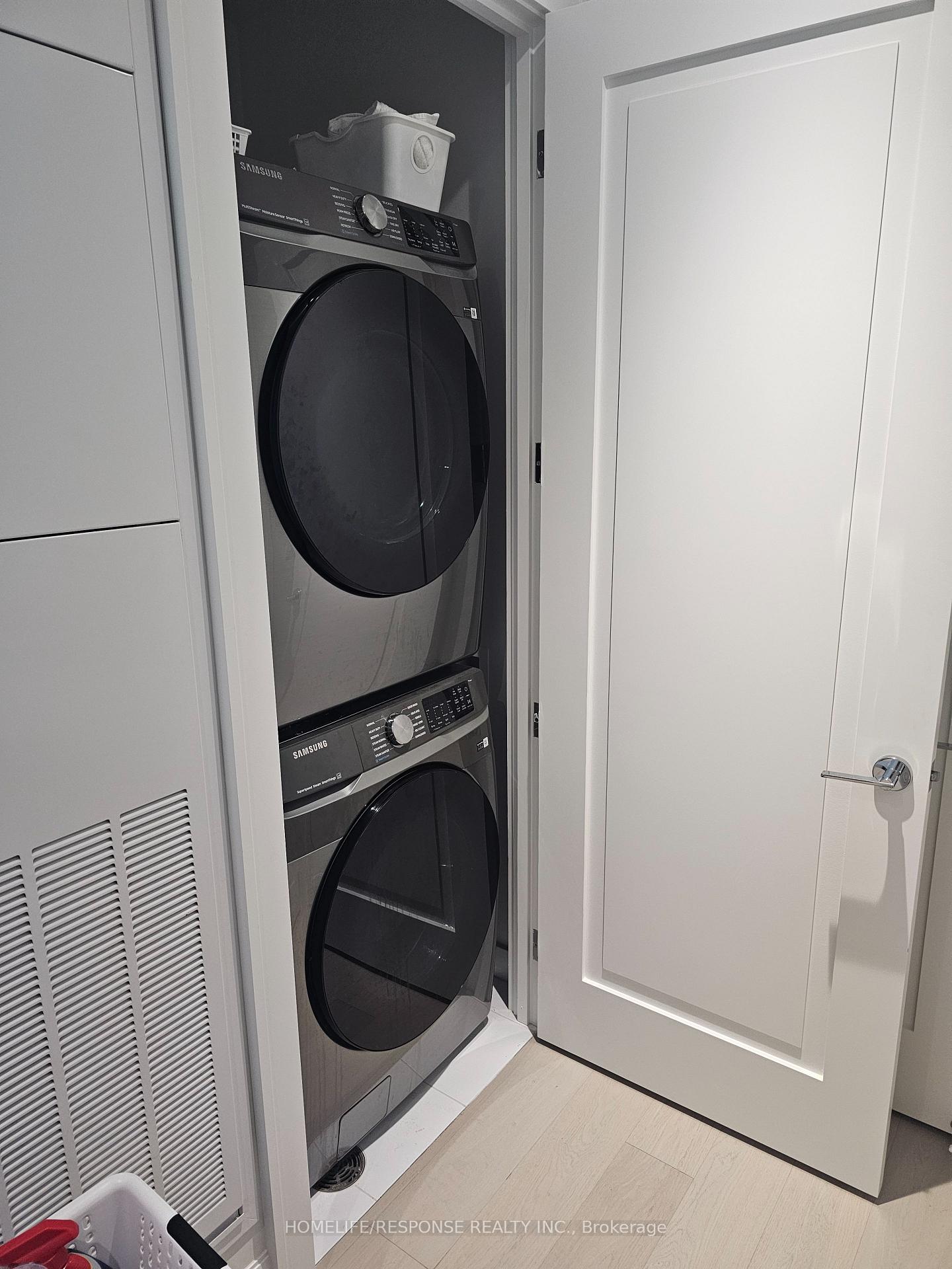 Photo 11 of Unit 703, 2 Forest Hill Road, Toronto, Casa Loma — HOMEH