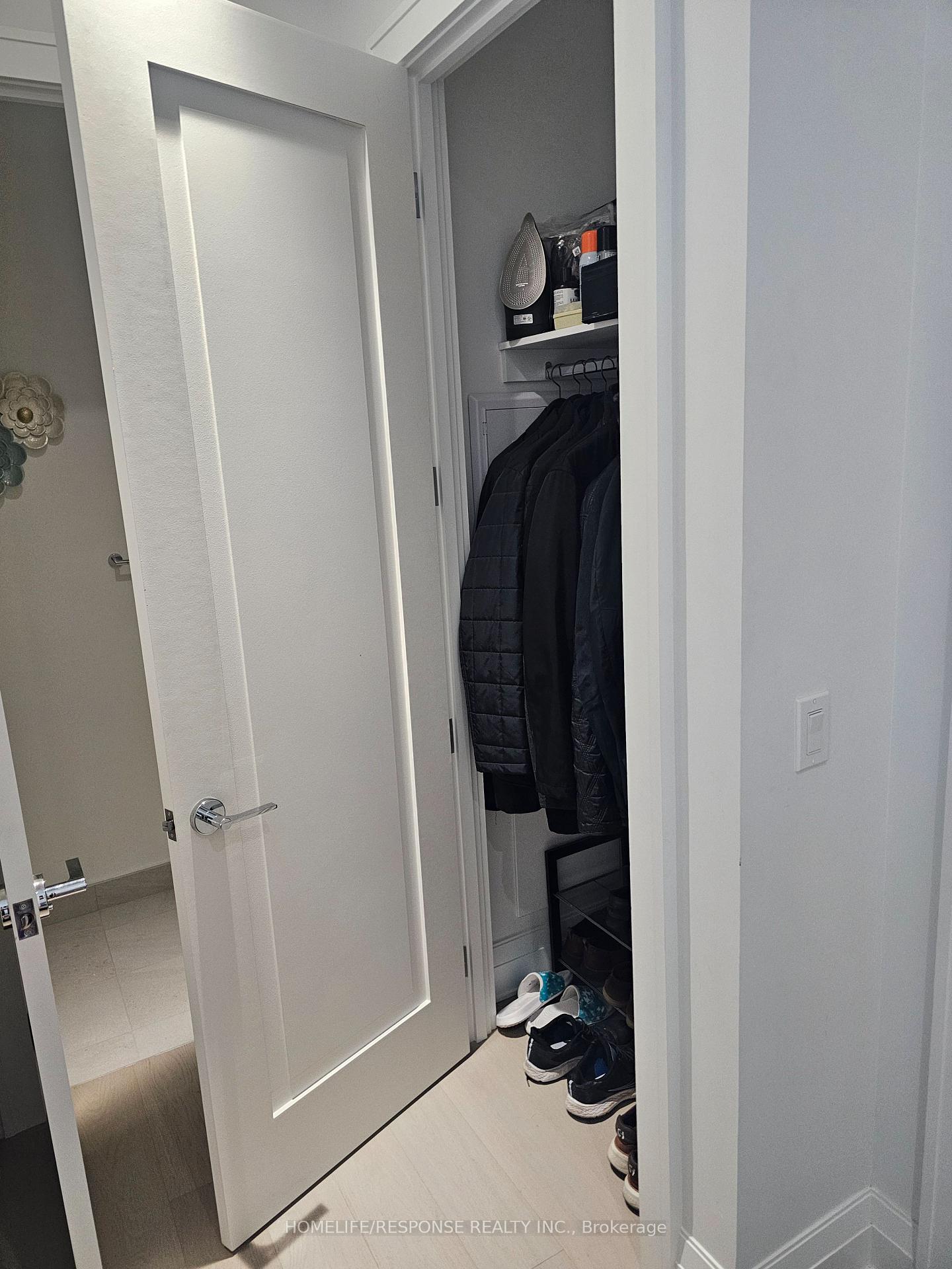 Photo 13 of Unit 703, 2 Forest Hill Road, Toronto, Casa Loma — HOMEH