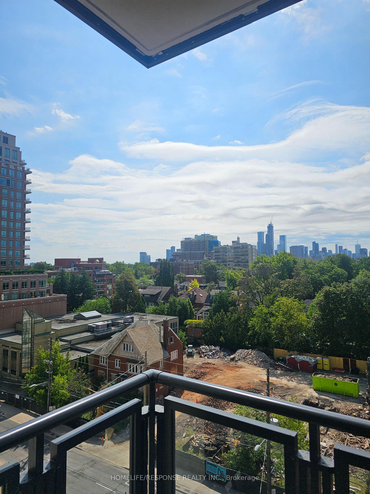 Photo 16 of Unit 703, 2 Forest Hill Road, Toronto, Casa Loma — HOMEH