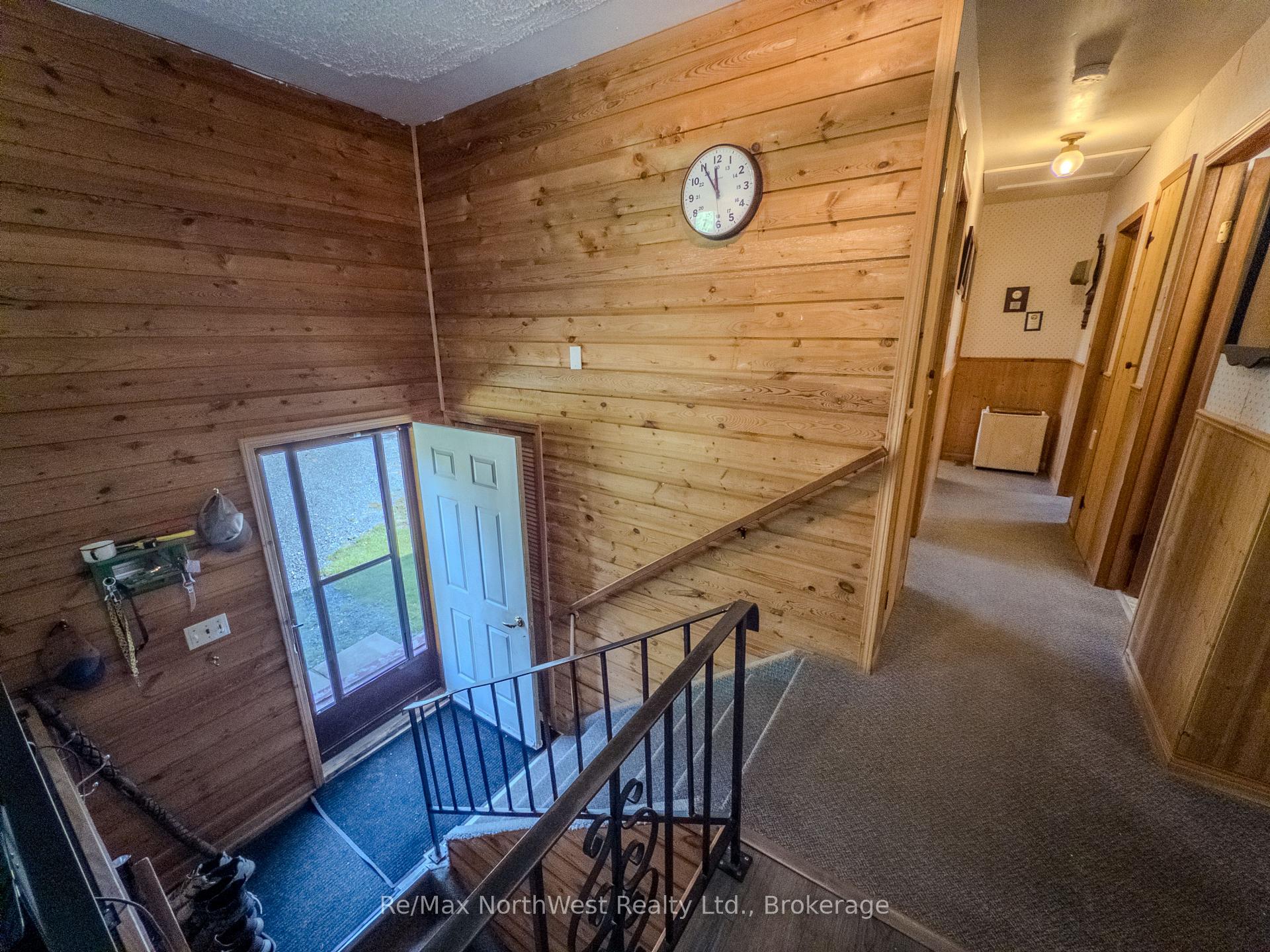 Photo 5 of 693 Carlton Road, Kenora, Redditt Road West — HOMEH