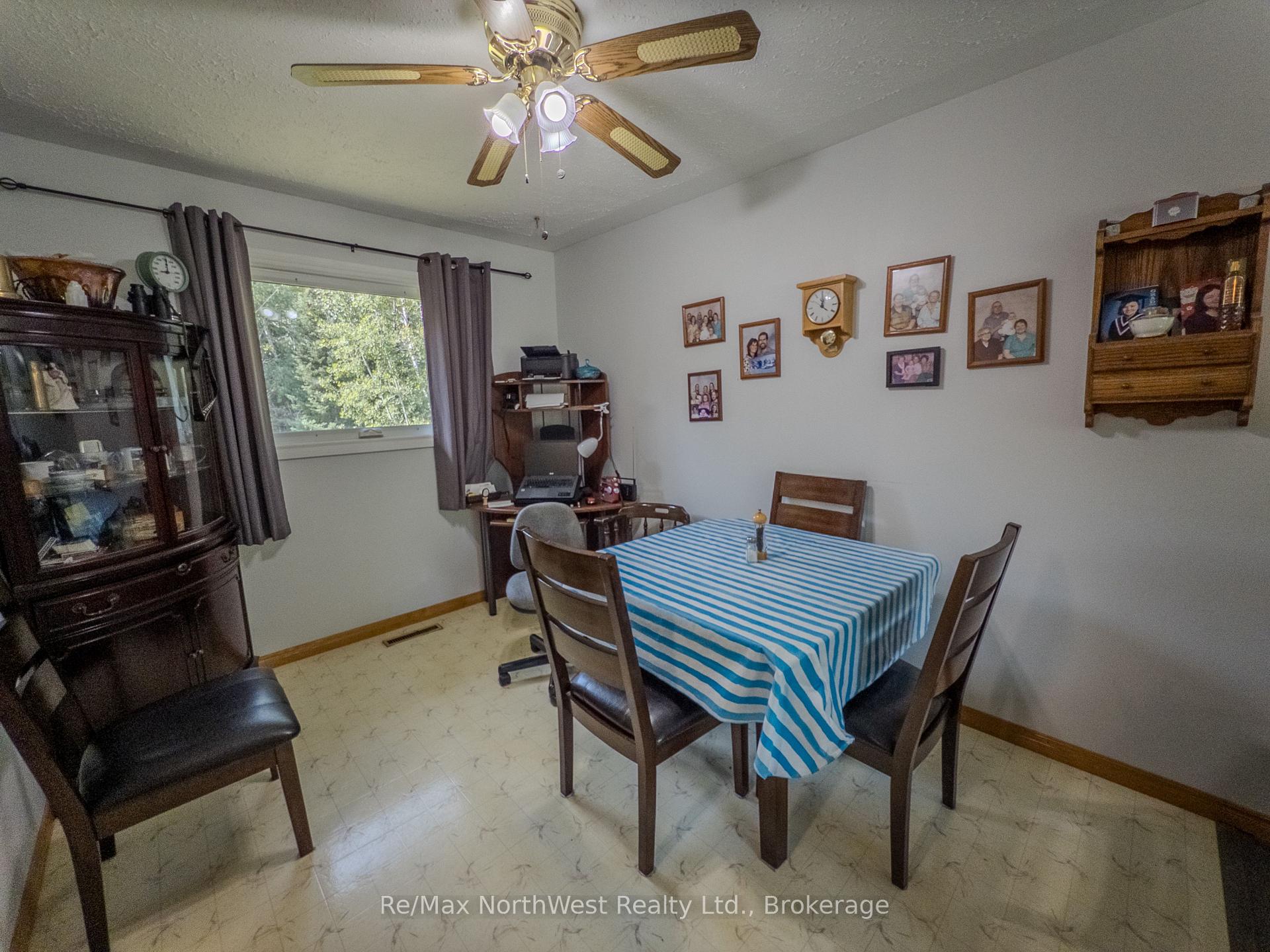 Photo 11 of 693 Carlton Road, Kenora, Redditt Road West — HOMEH