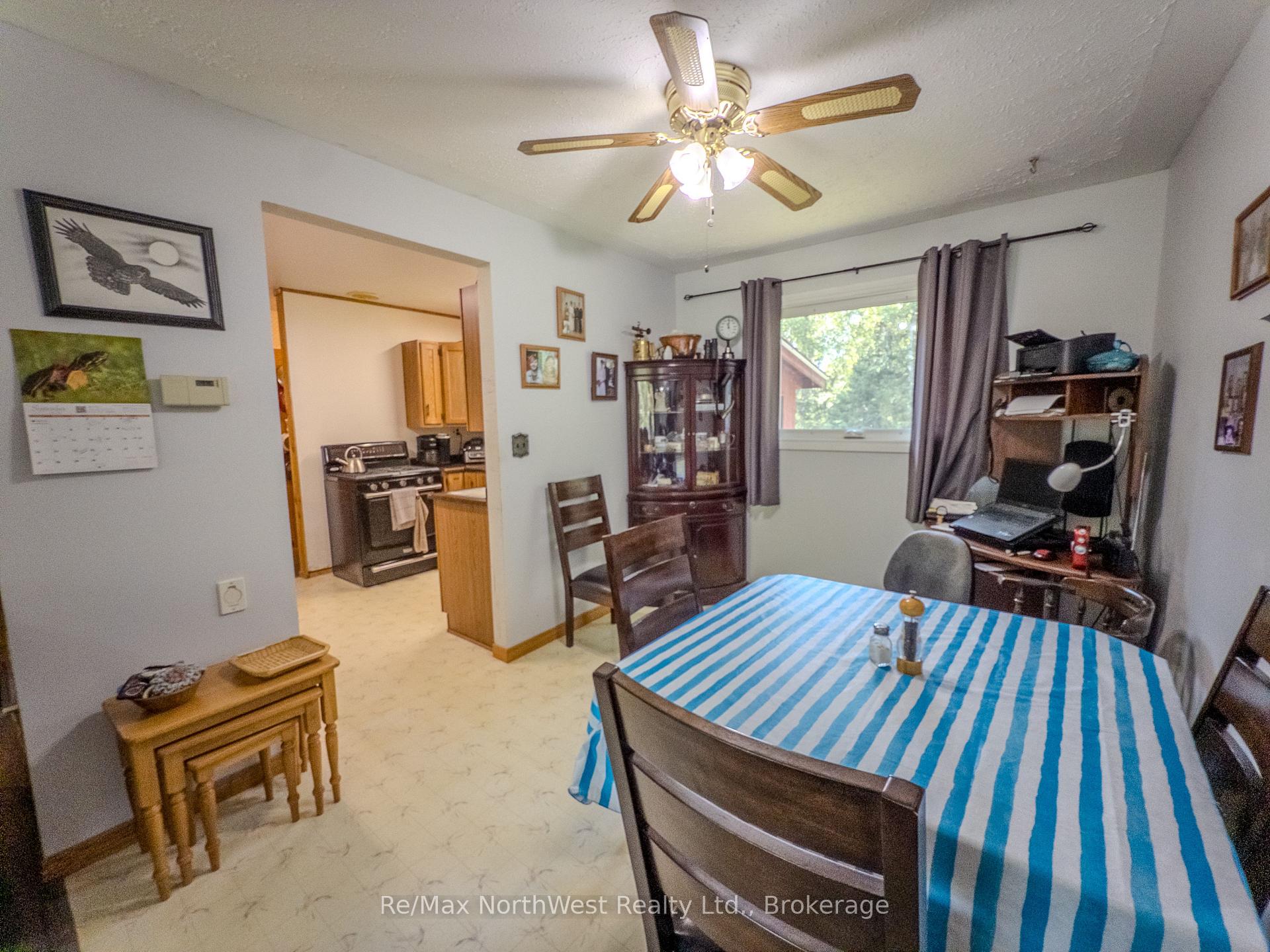 Photo 12 of 693 Carlton Road, Kenora, Redditt Road West — HOMEH