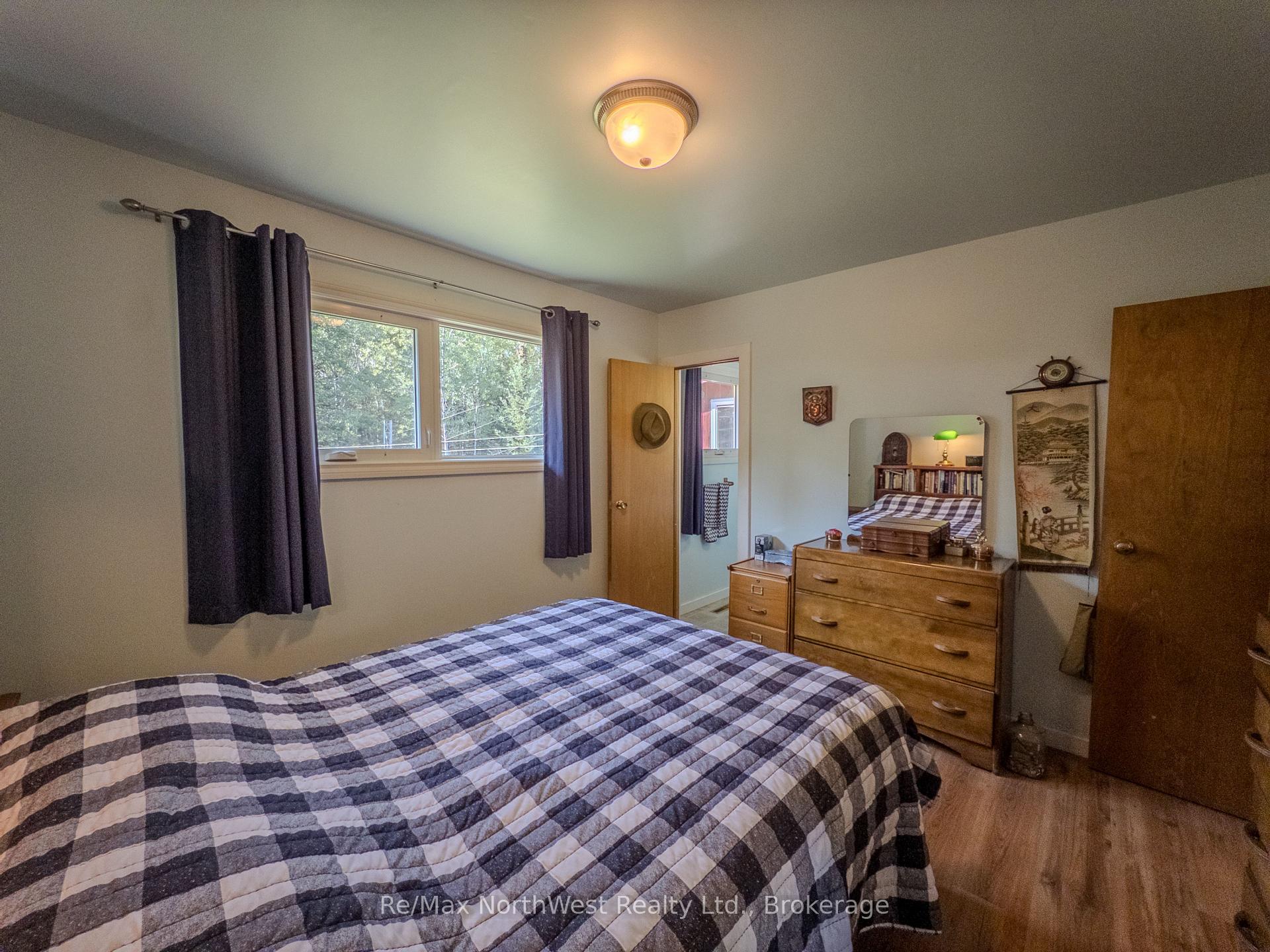 Photo 18 of 693 Carlton Road, Kenora, Redditt Road West — HOMEH