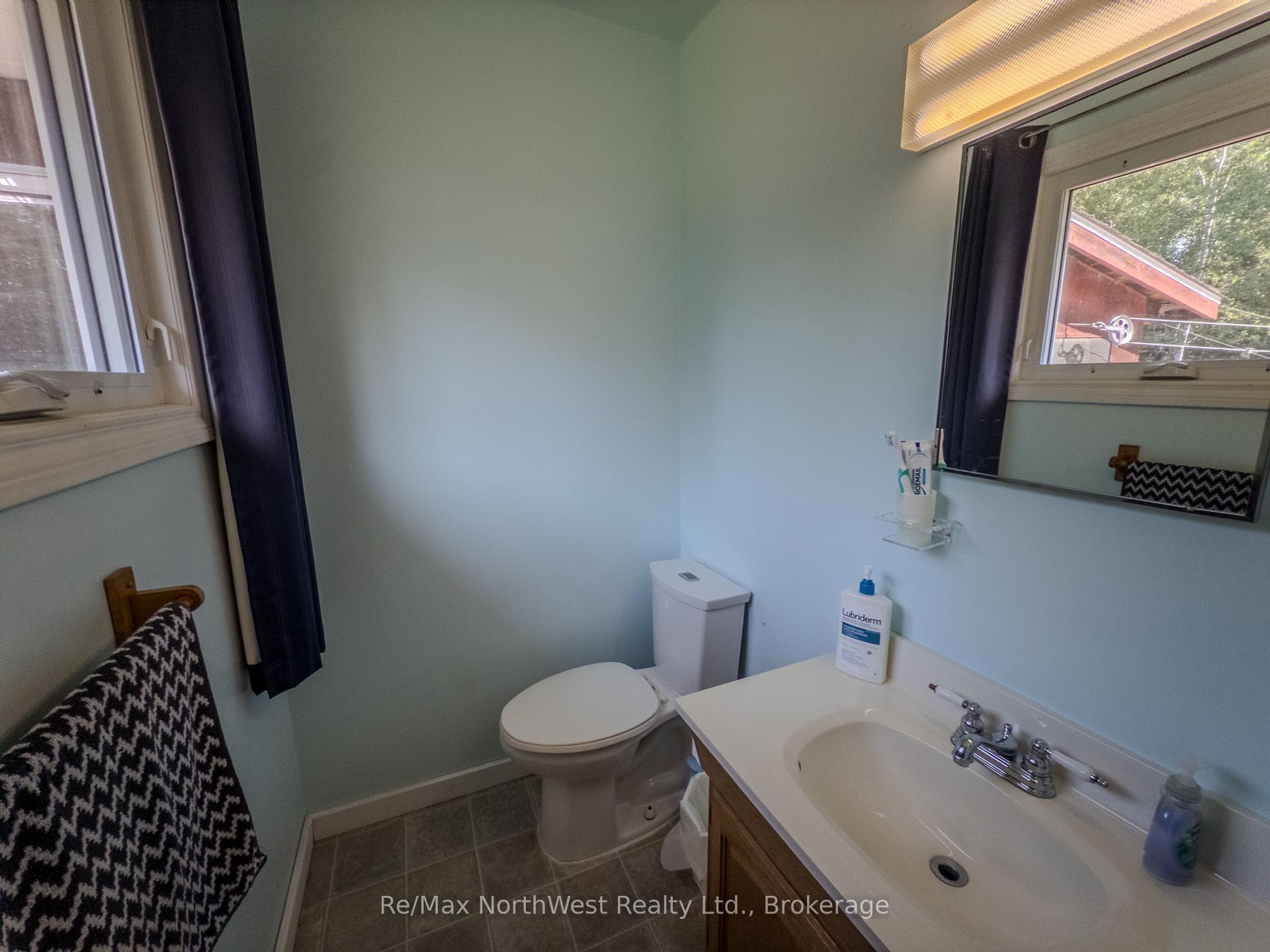 Photo 19 of 693 Carlton Road, Kenora, Redditt Road West — HOMEH