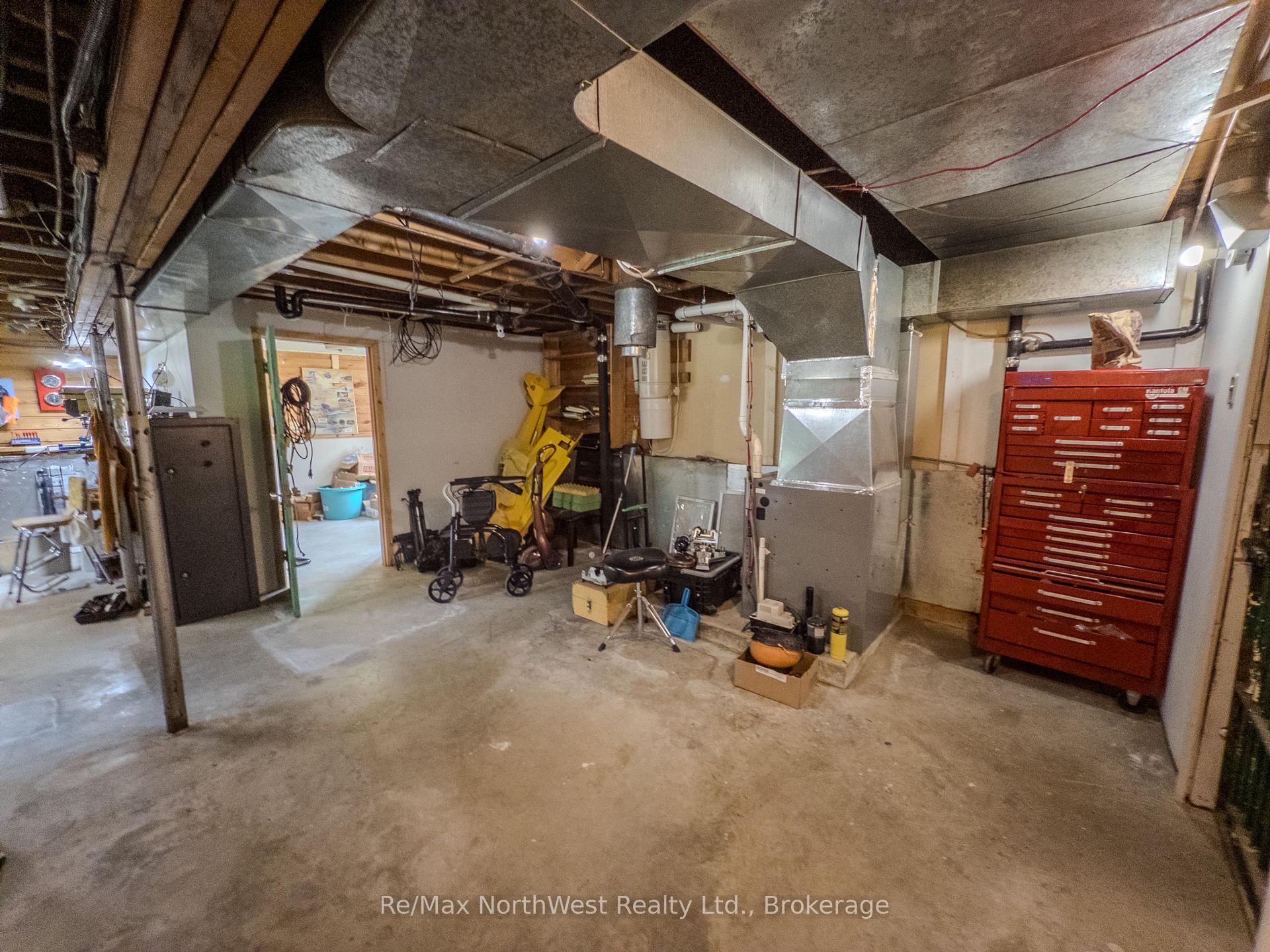 Photo 28 of 693 Carlton Road, Kenora, Redditt Road West — HOMEH