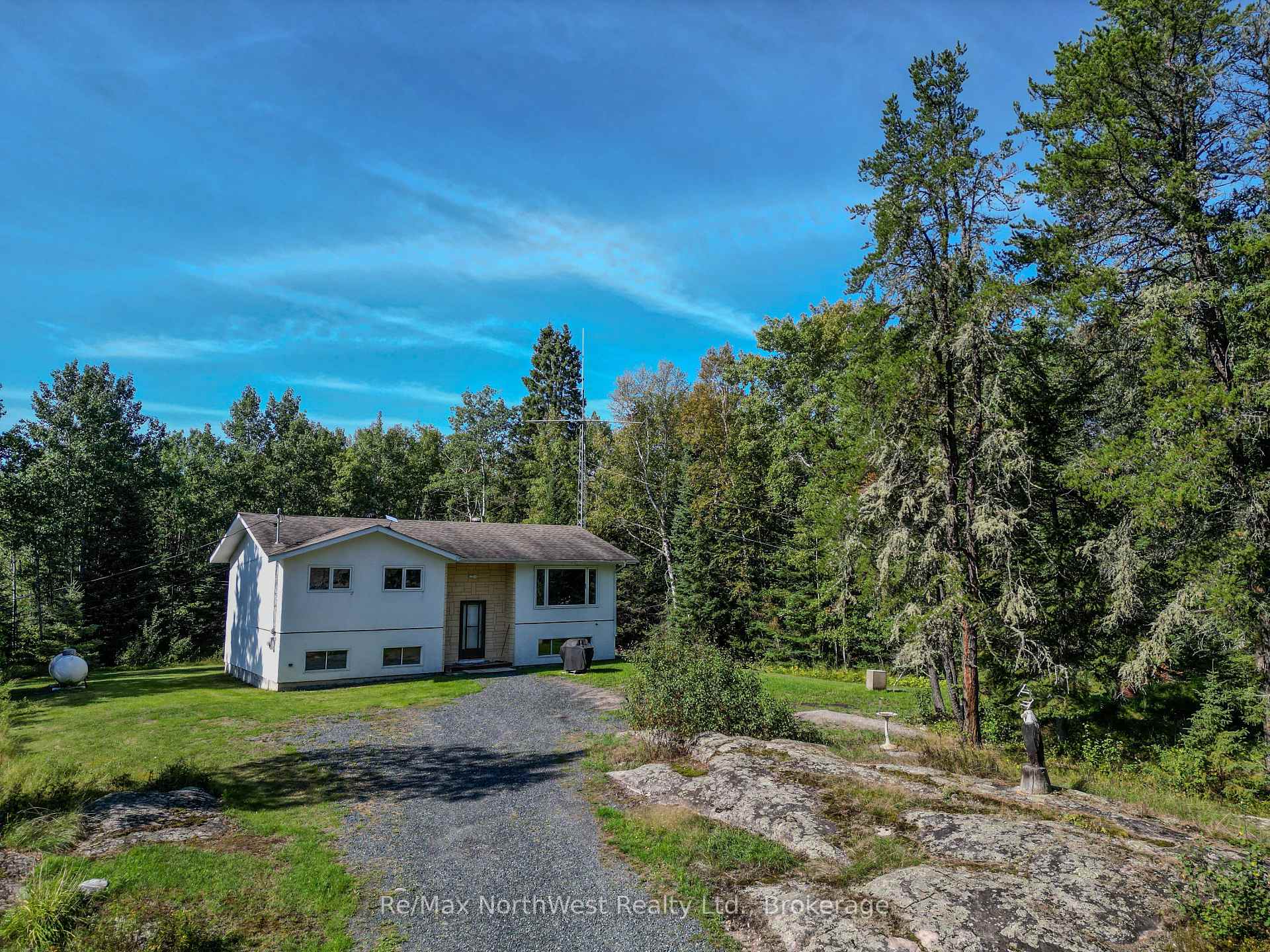 Photo 38 of 693 Carlton Road, Kenora, Redditt Road West — HOMEH