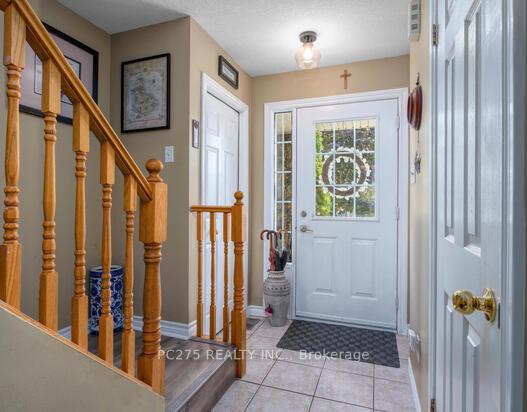 Photo 6 of 296 Millburn Boulevard, Centre Wellington, Fergus — HOMEH