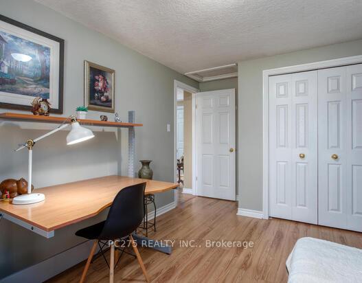 Photo 22 of 296 Millburn Boulevard, Centre Wellington, Fergus — HOMEH