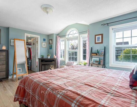 Photo 27 of 296 Millburn Boulevard, Centre Wellington, Fergus — HOMEH